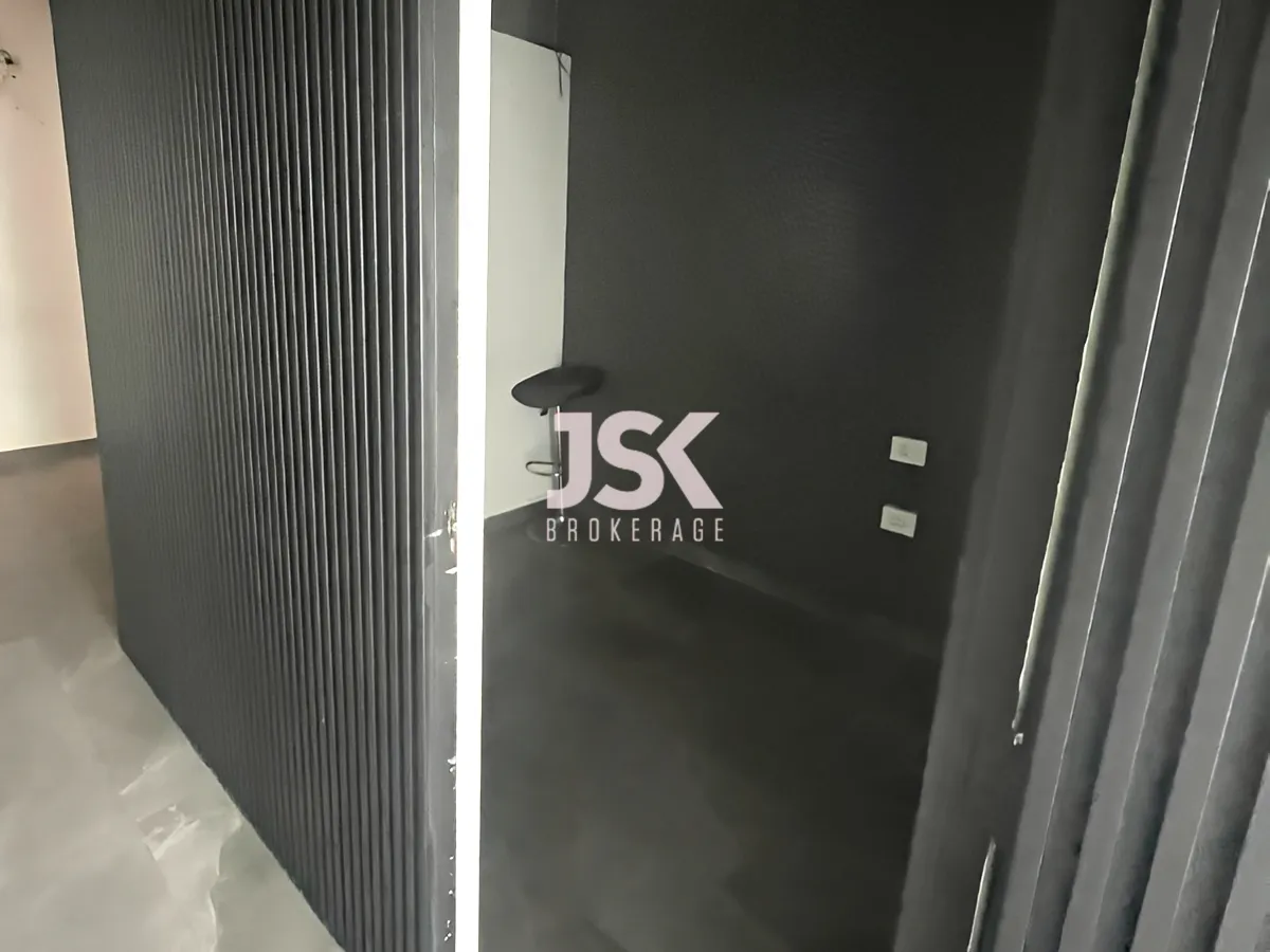 Office for Rent in Achrafieh