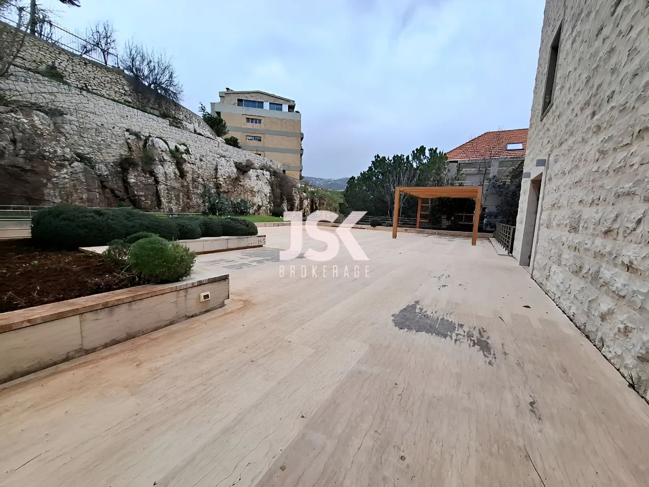 Apartment for Sale in Adma w Dafnah