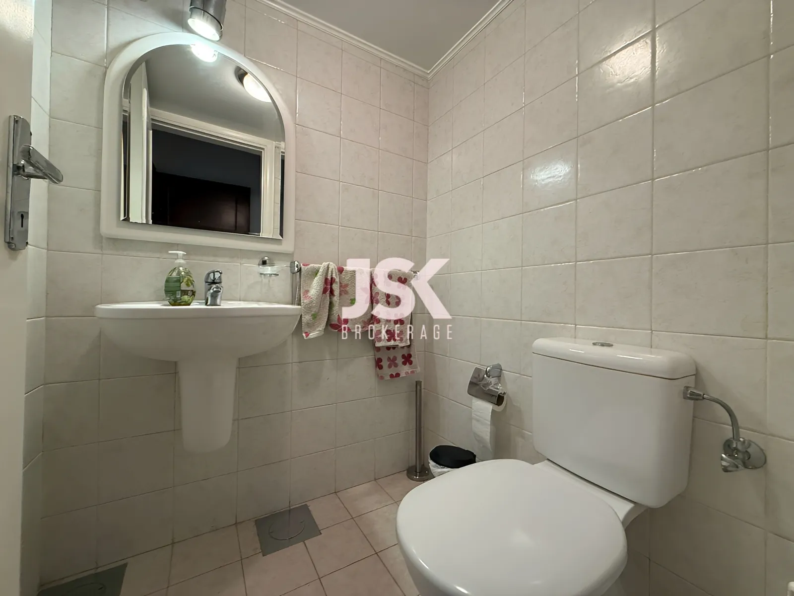 Apartment for Rent in Achrafieh