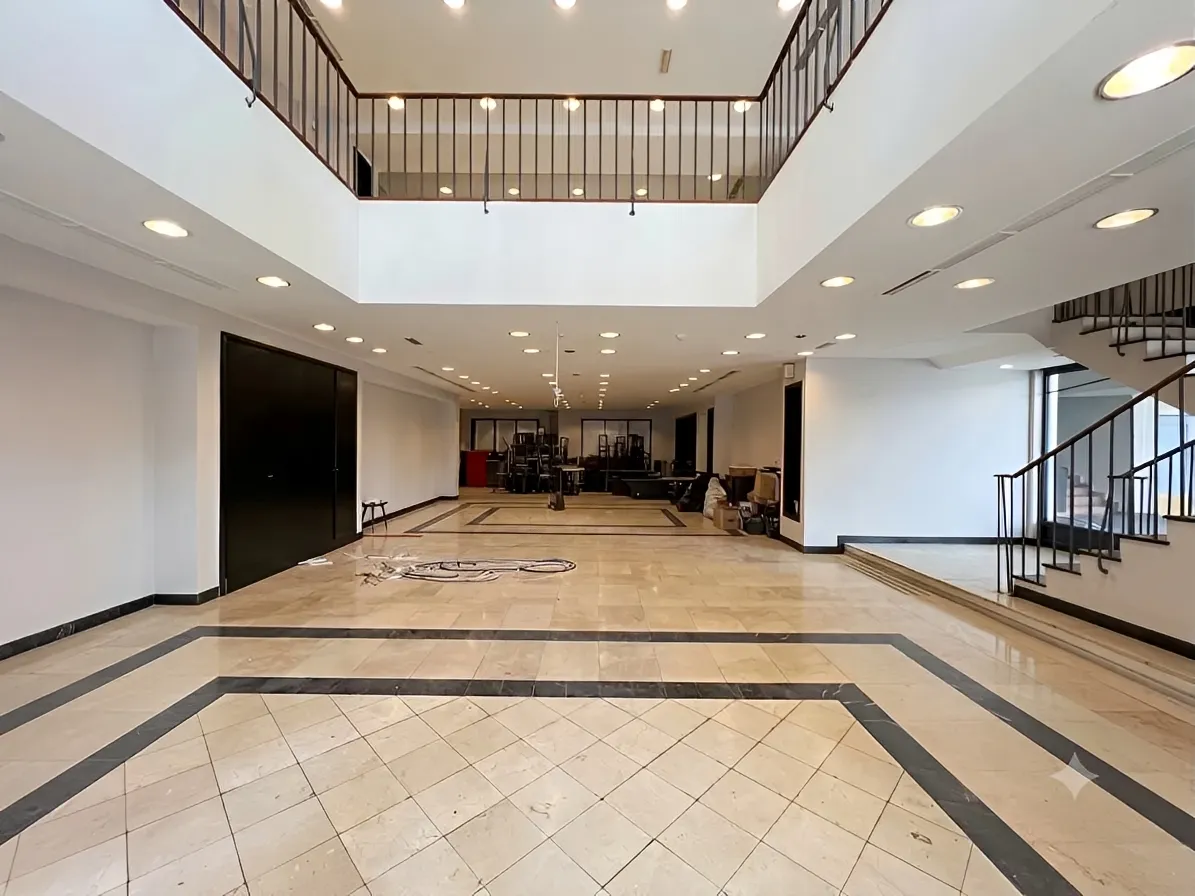 Showroom for Sale in Kaslik