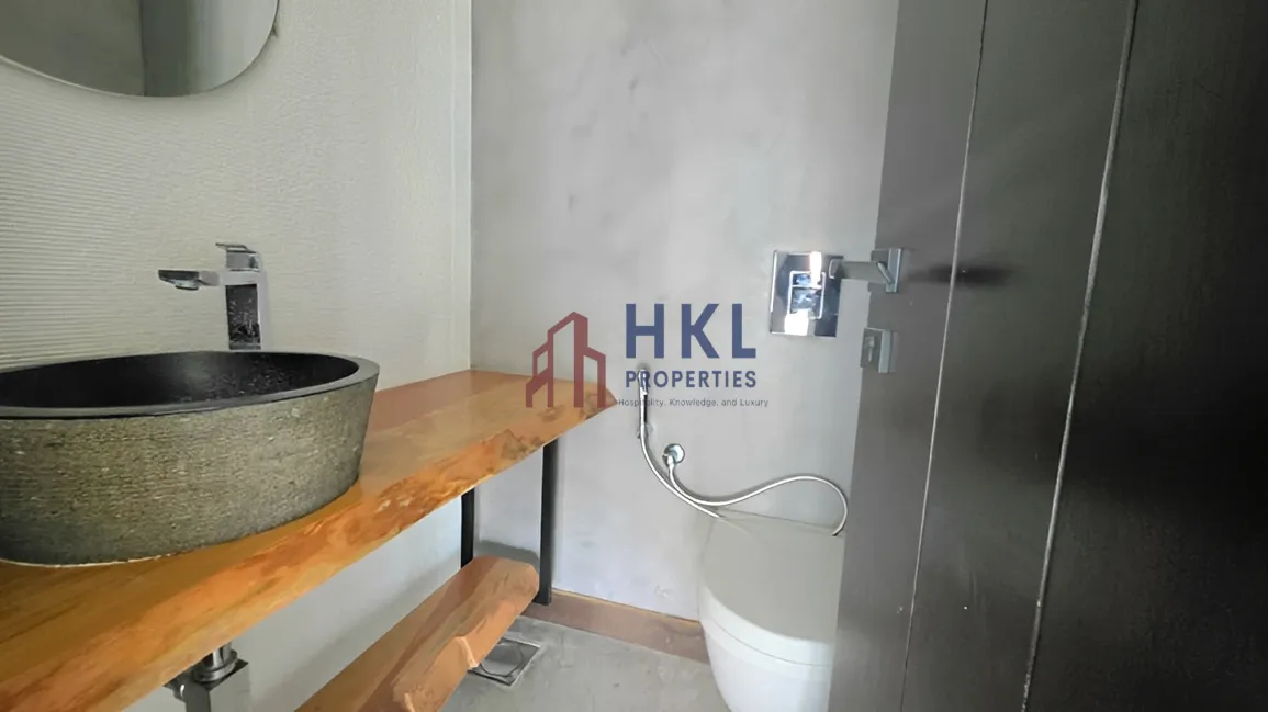 Apartment for rent in Ras Beirut