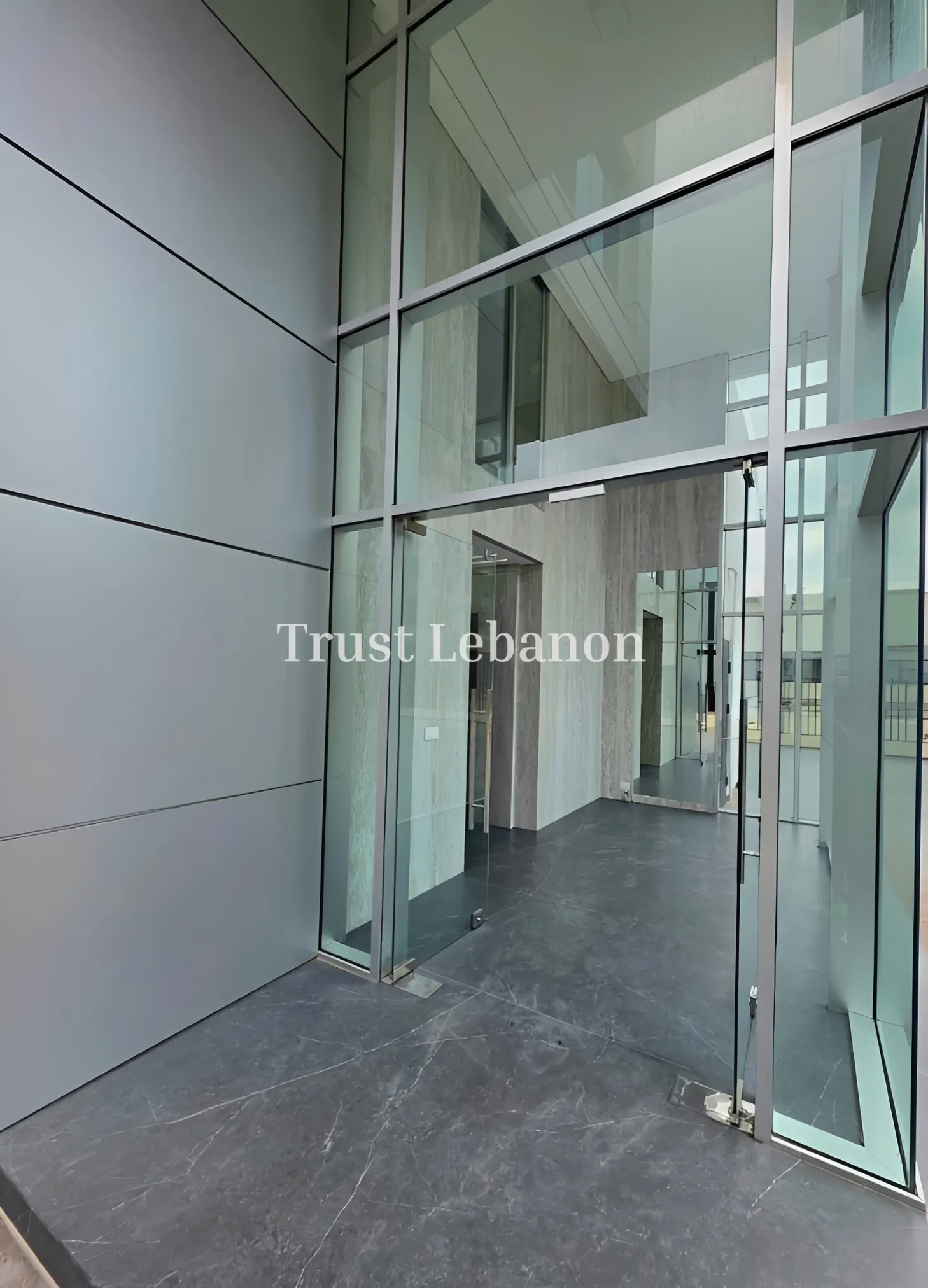 Office for rent in Dbayeh, Lebanon