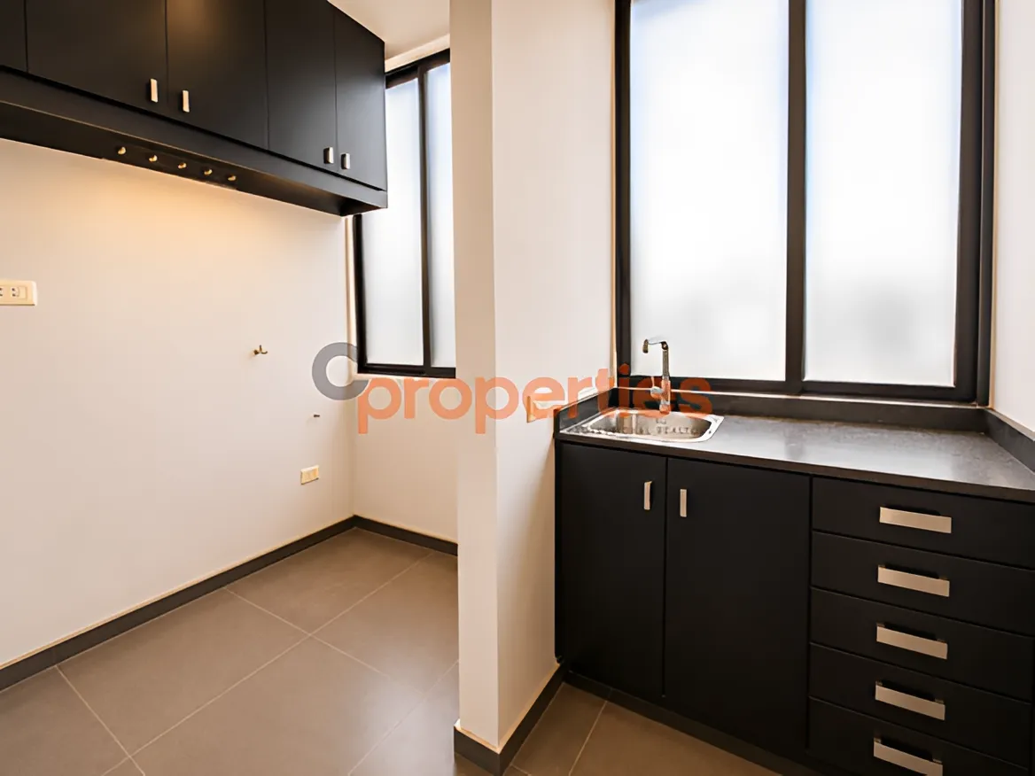 Office for Rent in Zalqa