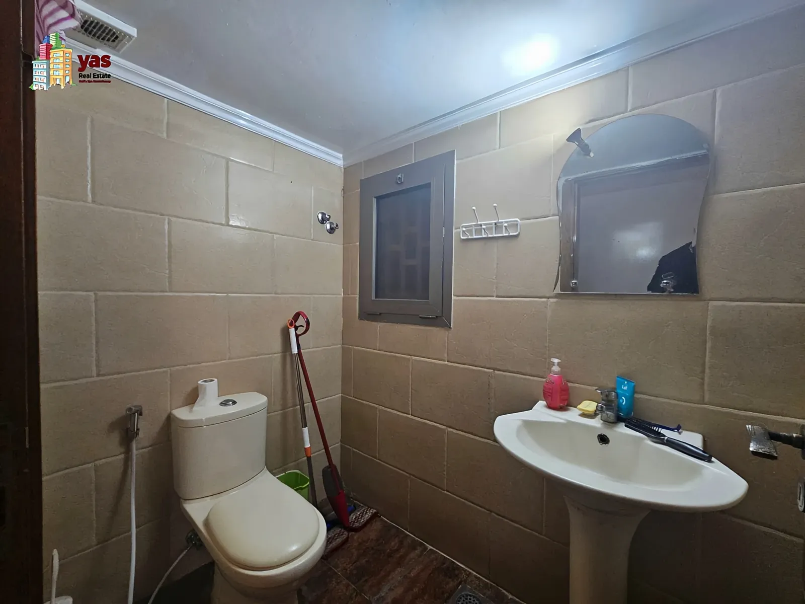 Apartment for Sale in Haret Sakhr - 3 bed, 2 bath