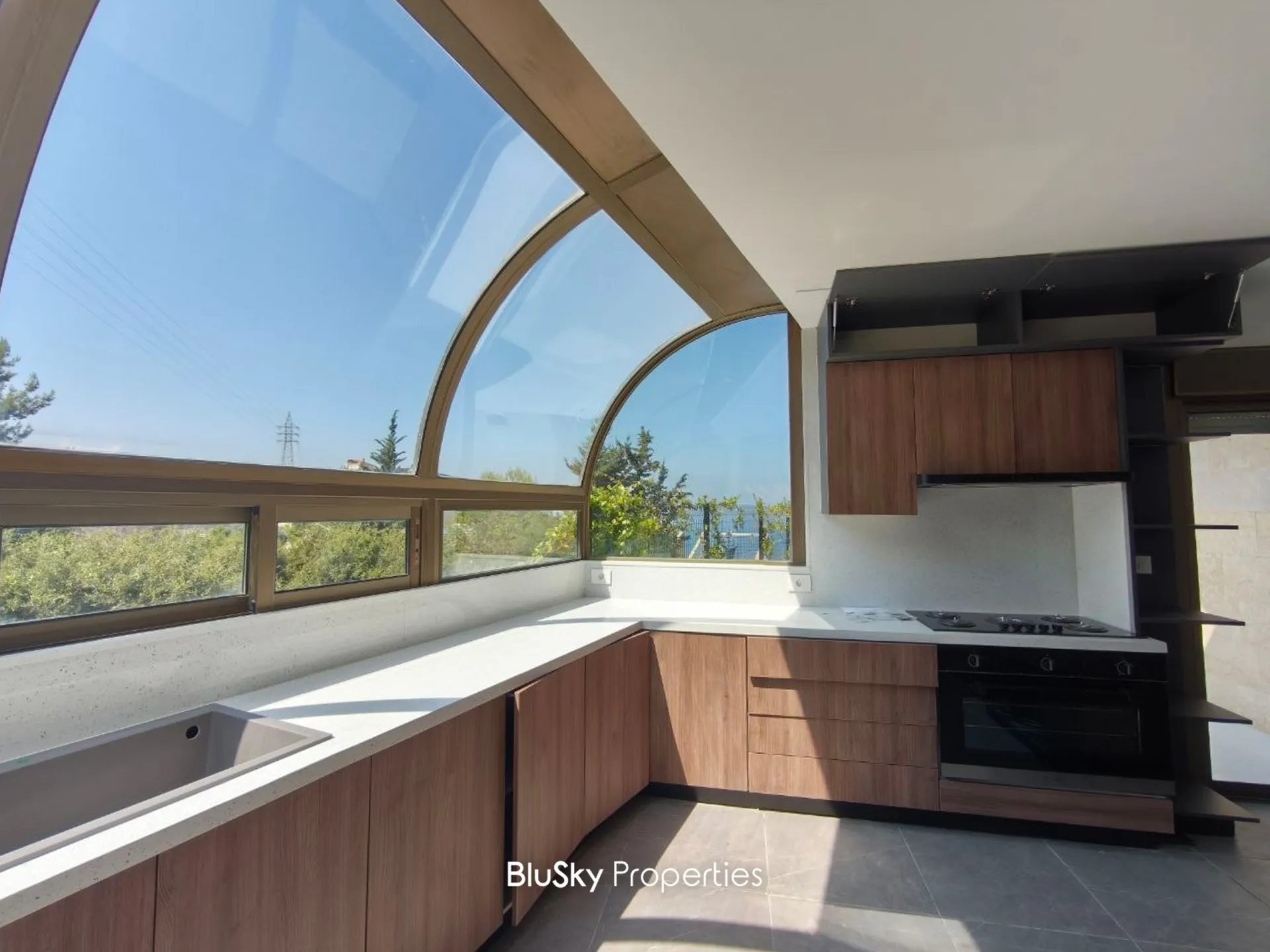 Apartment for sale in Adma w dafnah, lebanon
