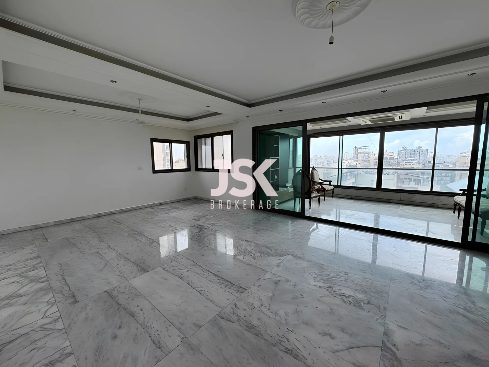 Apartment for Rent in Ras Al Naba'a
