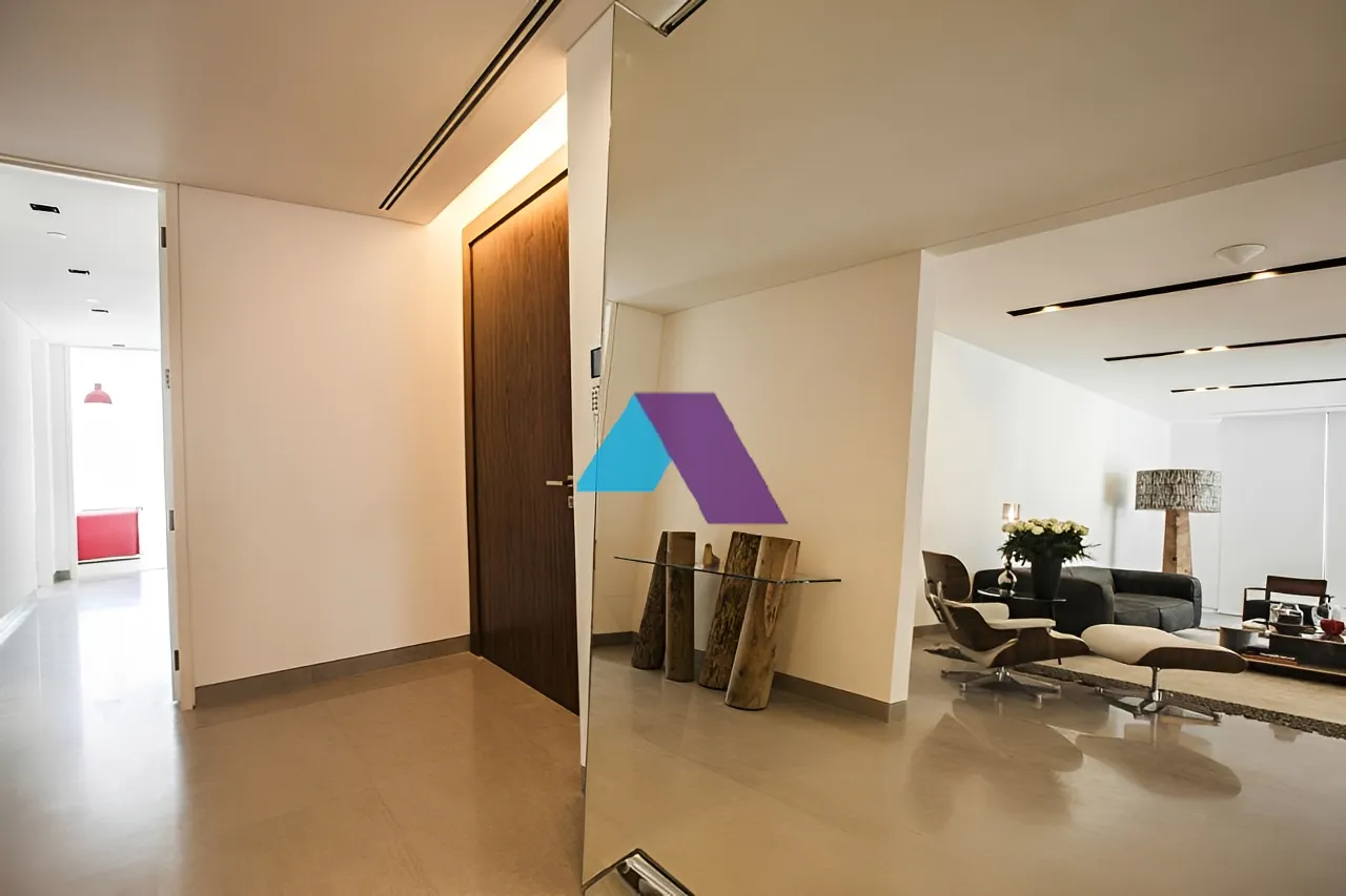 Apartment for Sale in Achrafieh - 3 bed, 4 bath