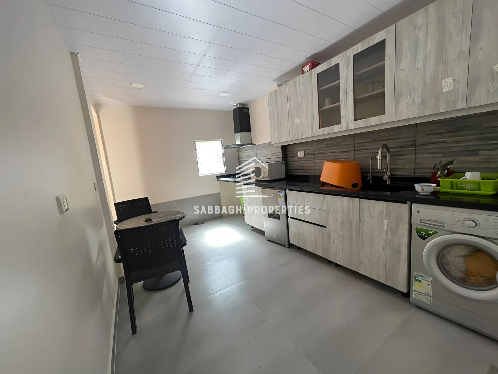 Apartment for rent in Furn El Chebak