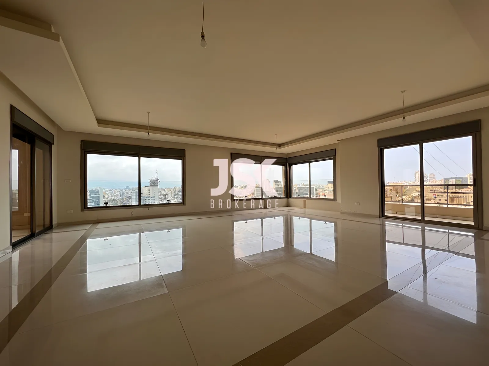 Apartment for Sale in Achrafieh - 4 bed, 4 bath