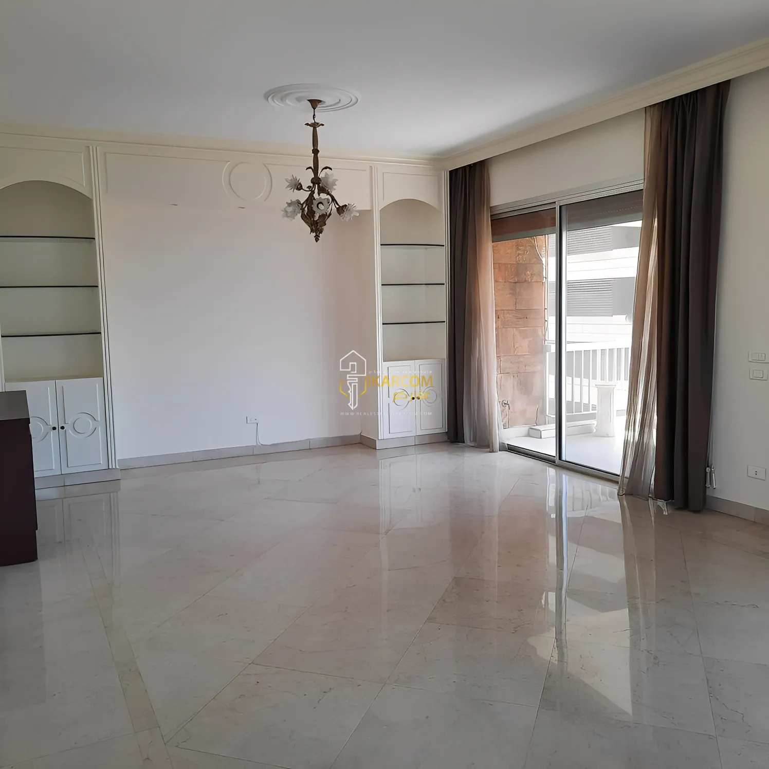 Apartment for Sale in Ain El Tineh - 3 bed, 4 bath