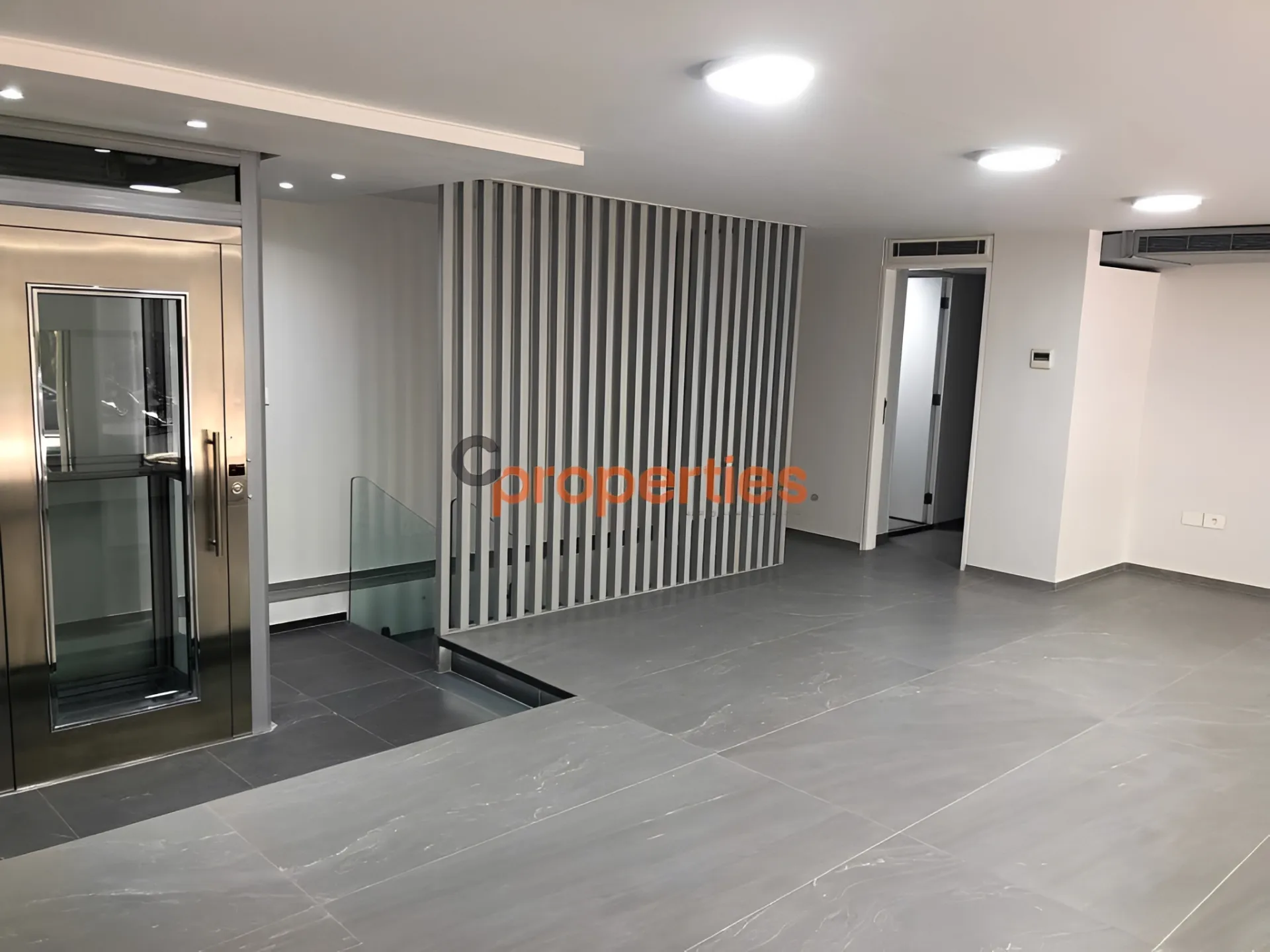 Showroom for Rent in Sodeco