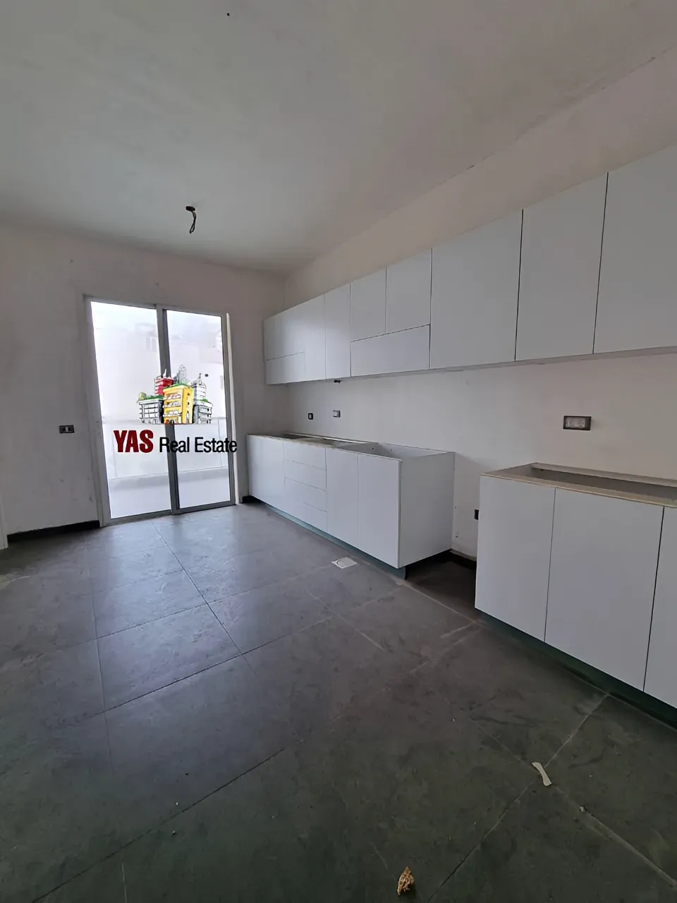 Apartment for Sale in Ain Saadeh