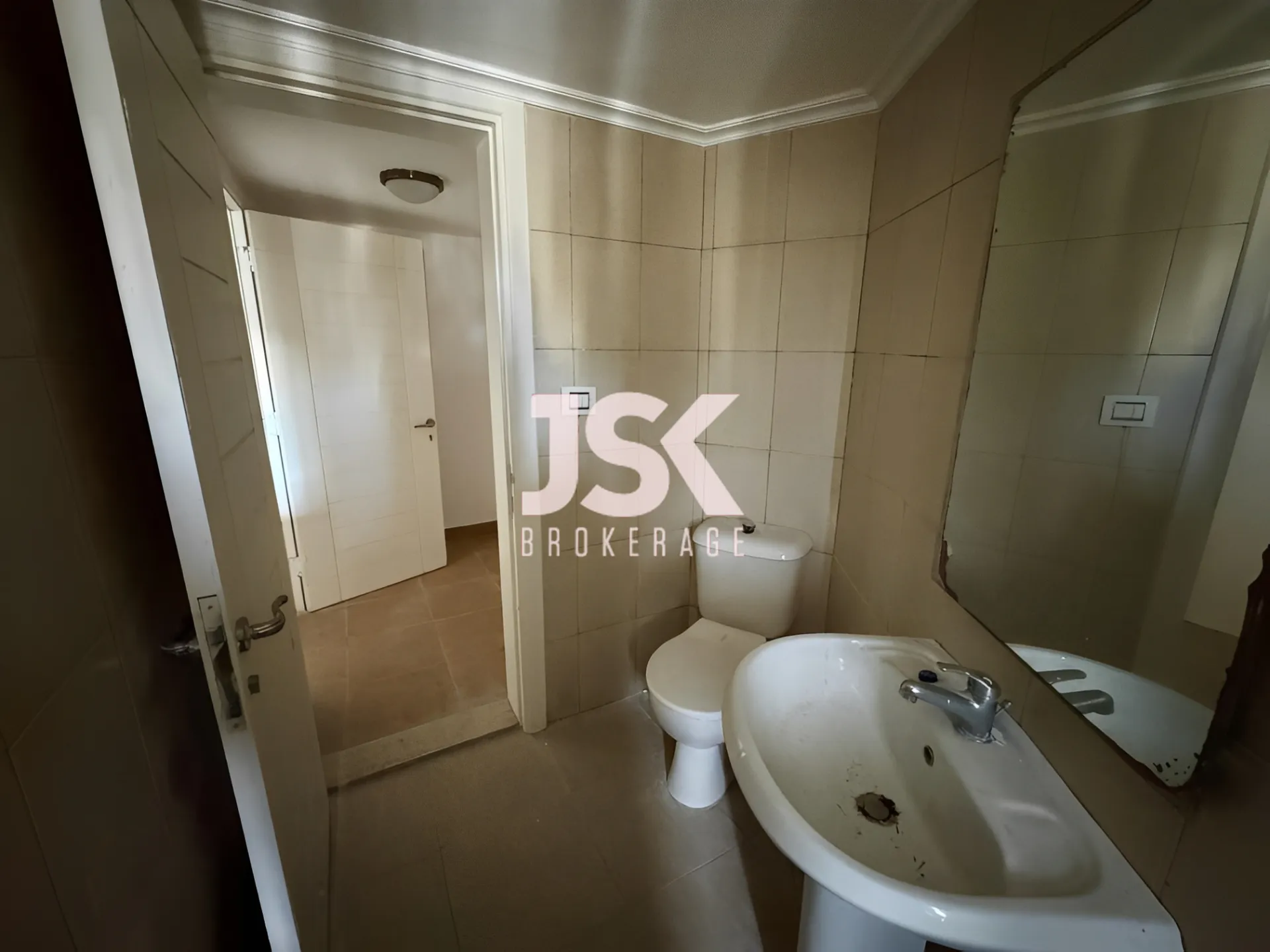 Apartment for Sale in Hamra, Beirut, Lebanon