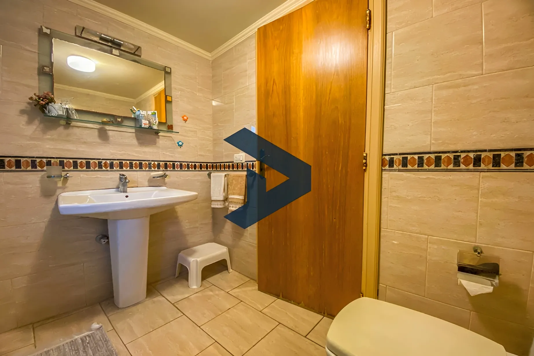 Apartment for sale in Hamra, Beirut, Lebanon