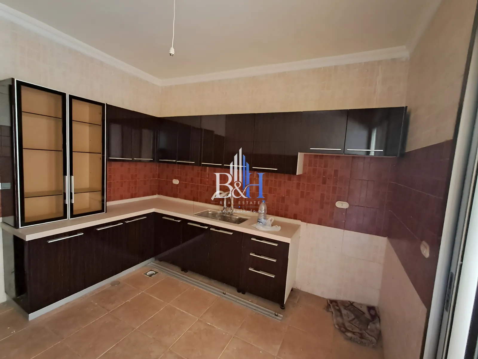 Apartment for sale in Dawhet aramoun, lebanon