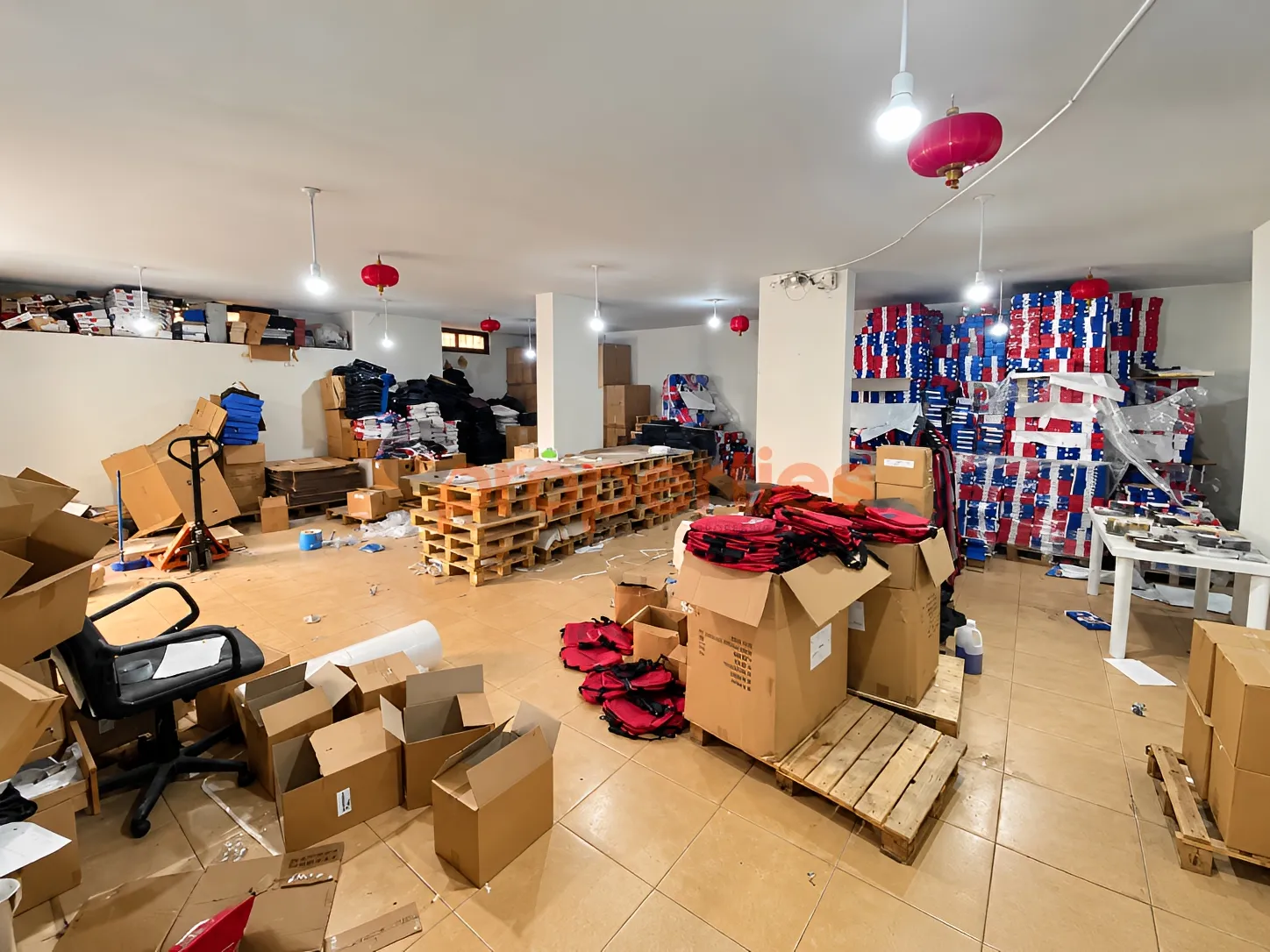 Warehouse for Sale in Biaqout
