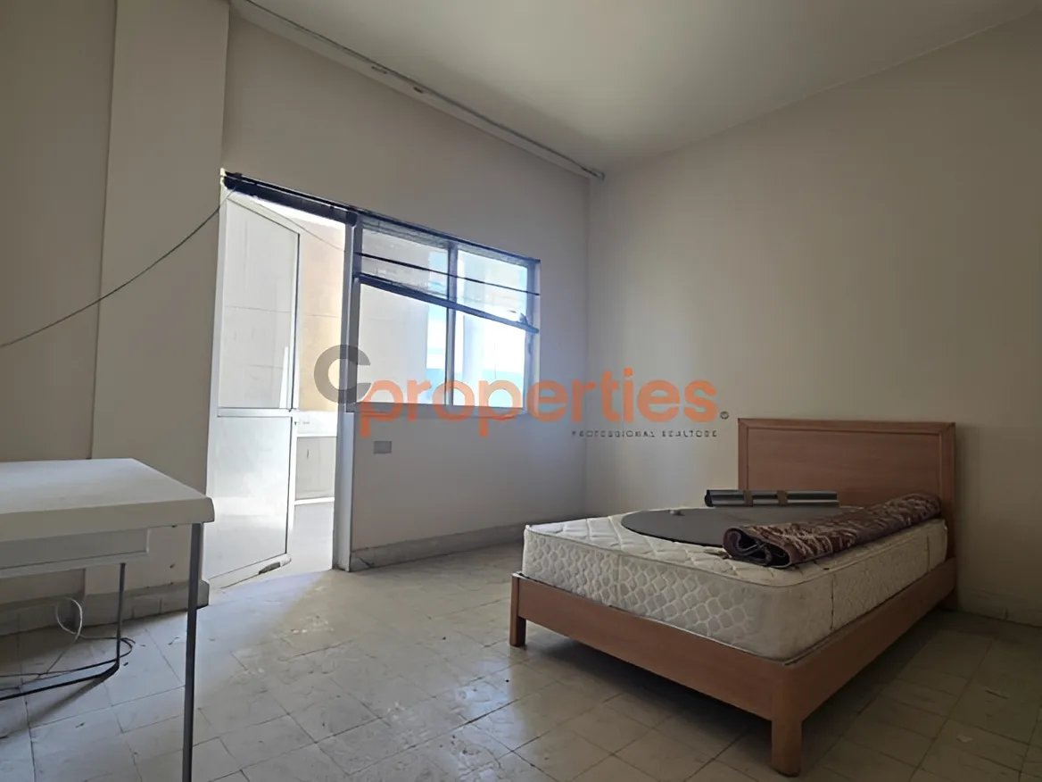 Apartment for Sale in Forn El Chebbak