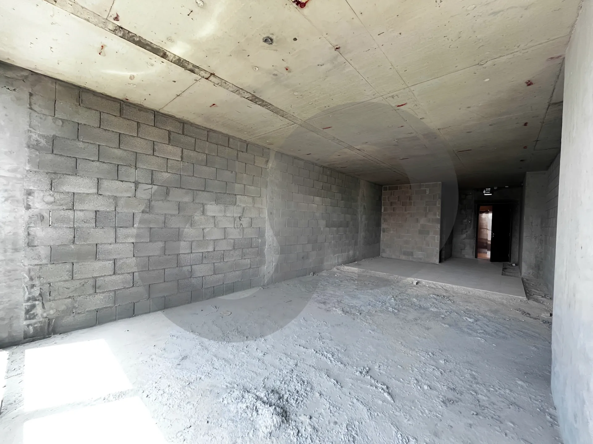 Commercial Property for Sale in Dekwaneh