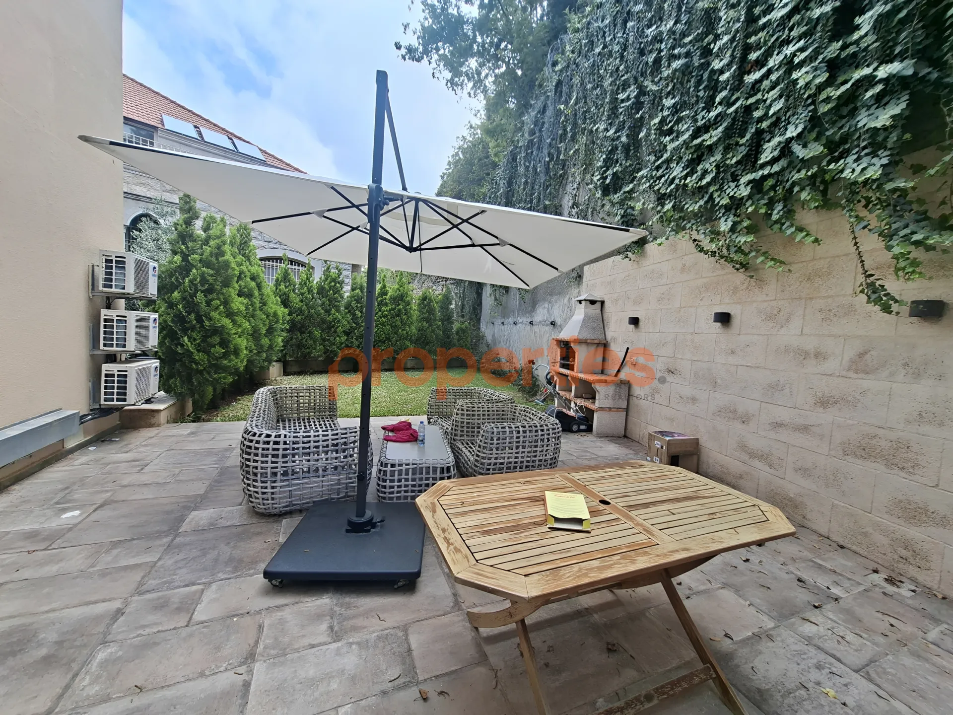 Apartment for Sale in Halat