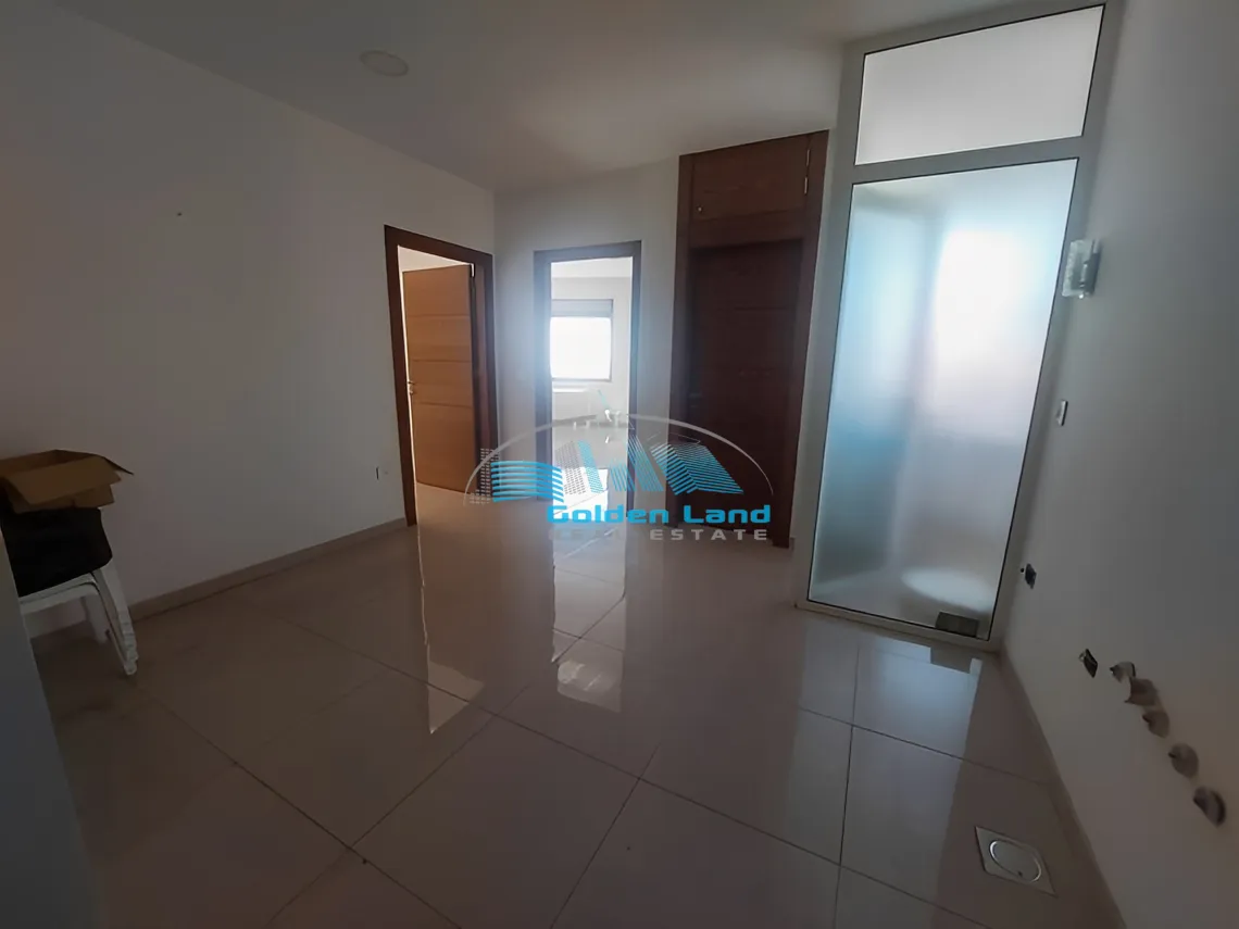 Office for rent in Mtaileb