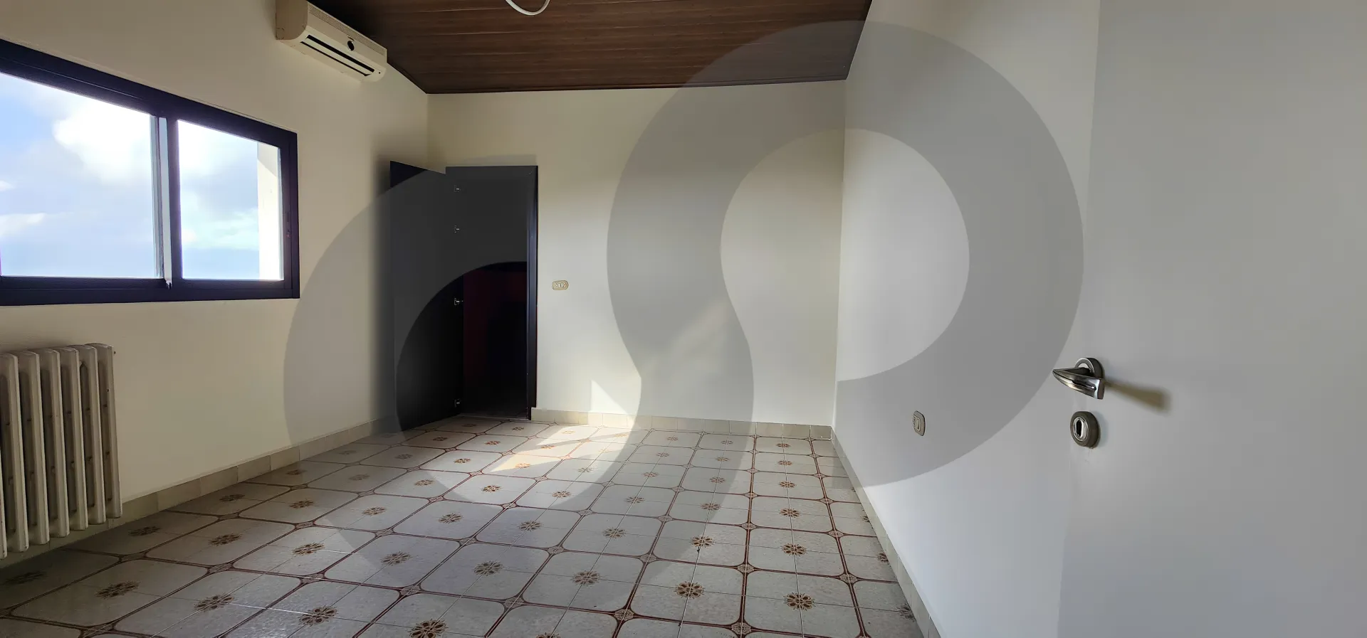 Apartment for Sale in Ain Aar