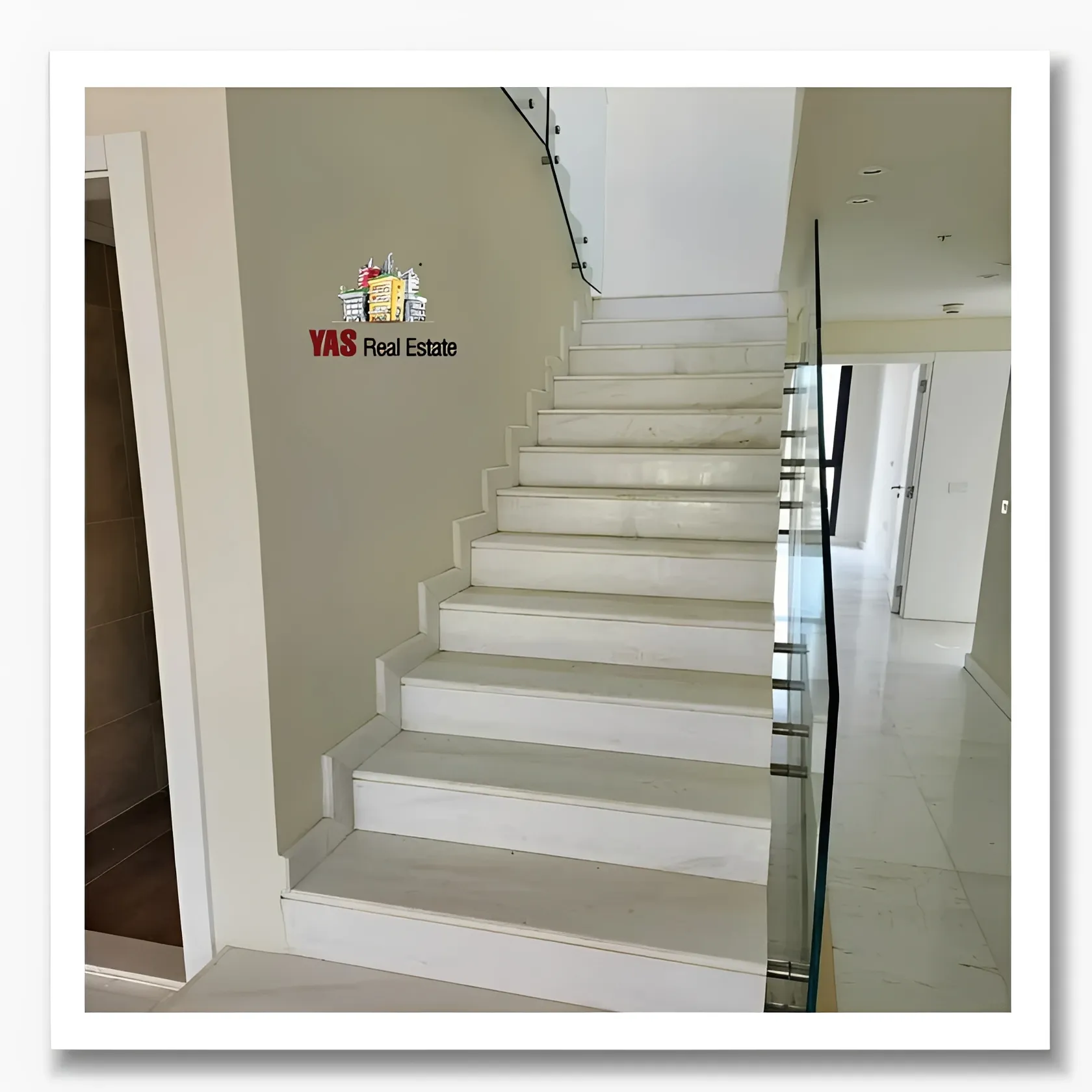 Apartment for Sale in Achrafieh - 3 bed, 4 bath