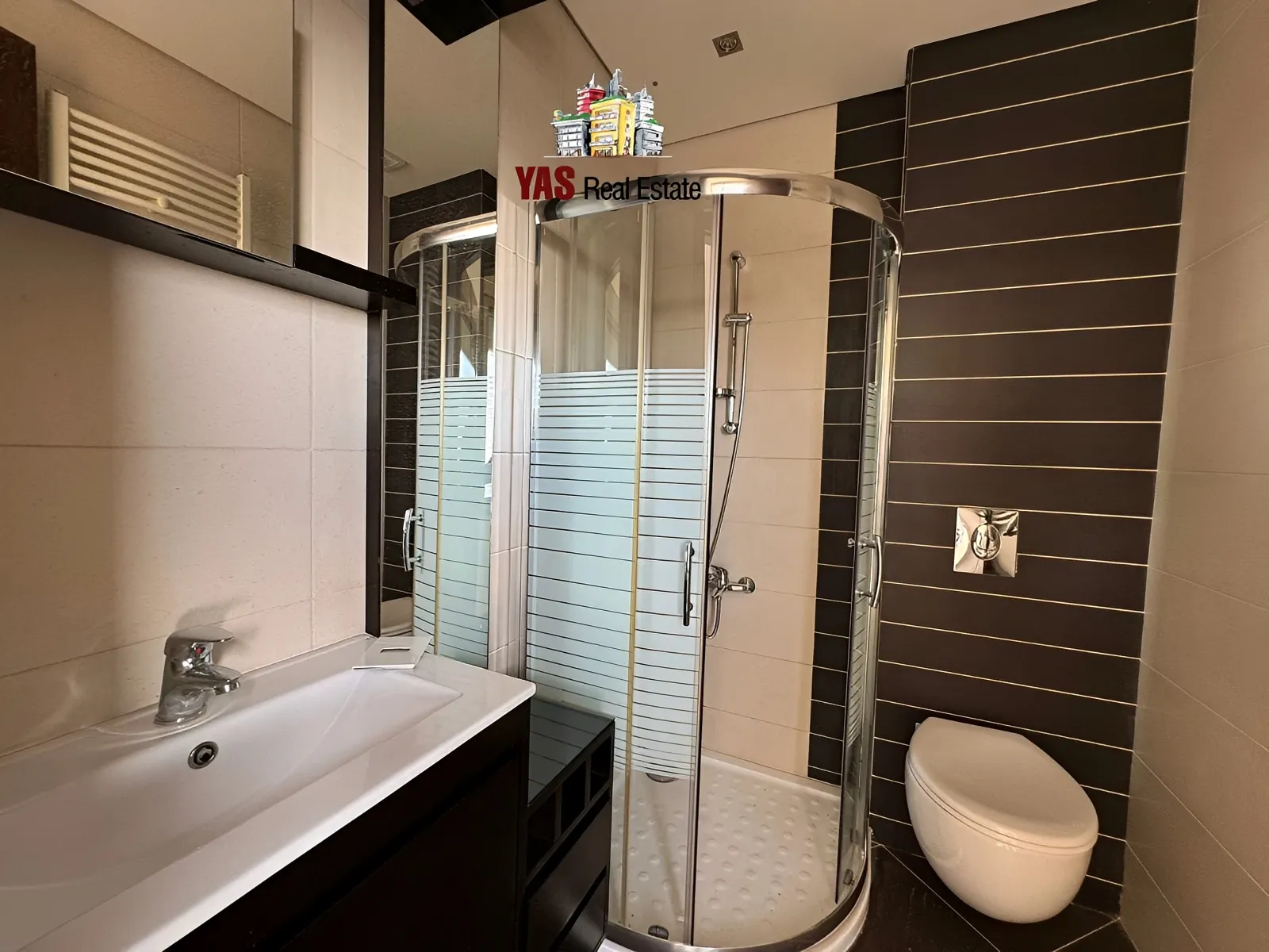 Apartment for Sale in Ballouneh - 4 bed, 5 bath