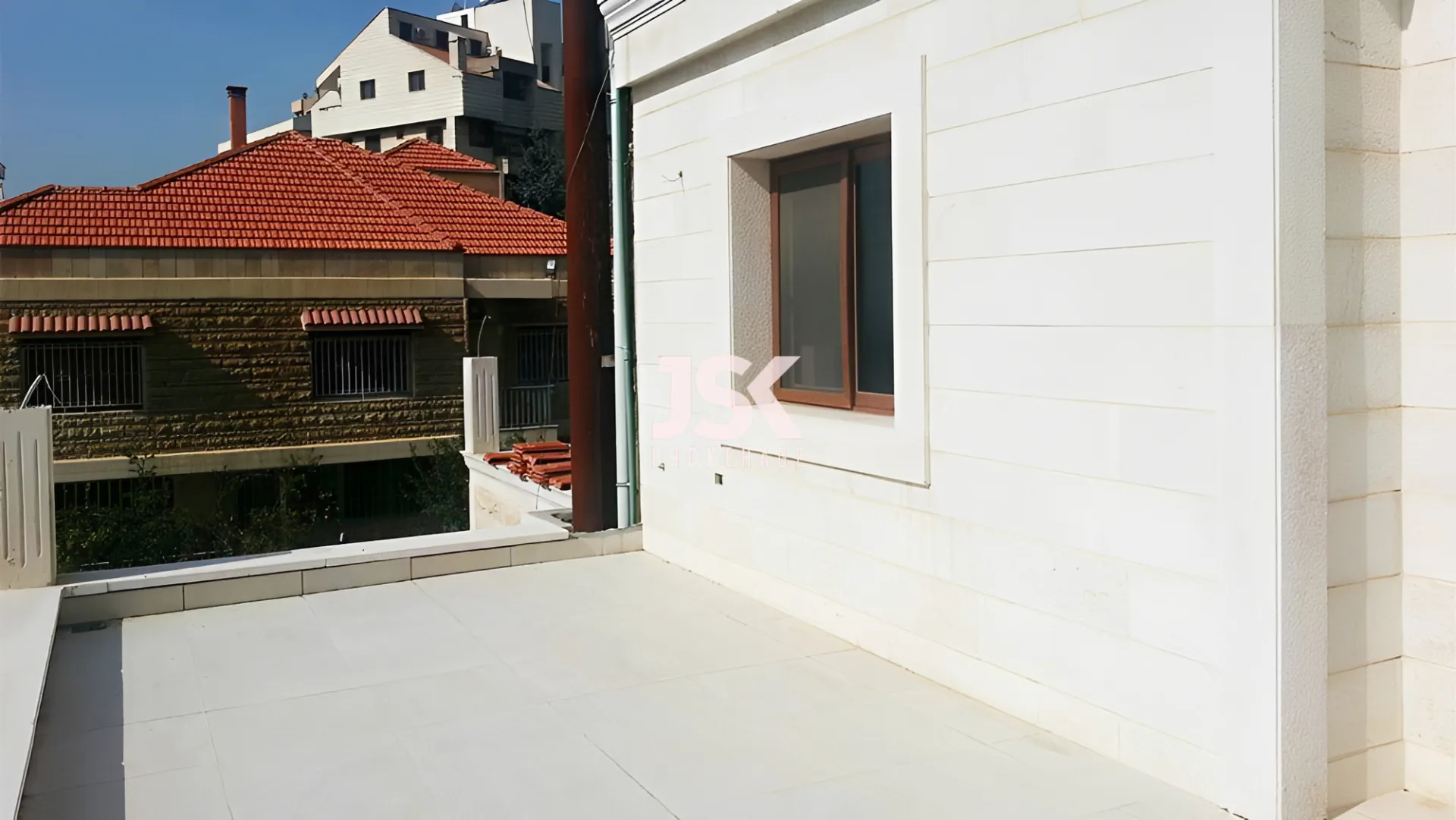 Villa for Sale in Ballouneh