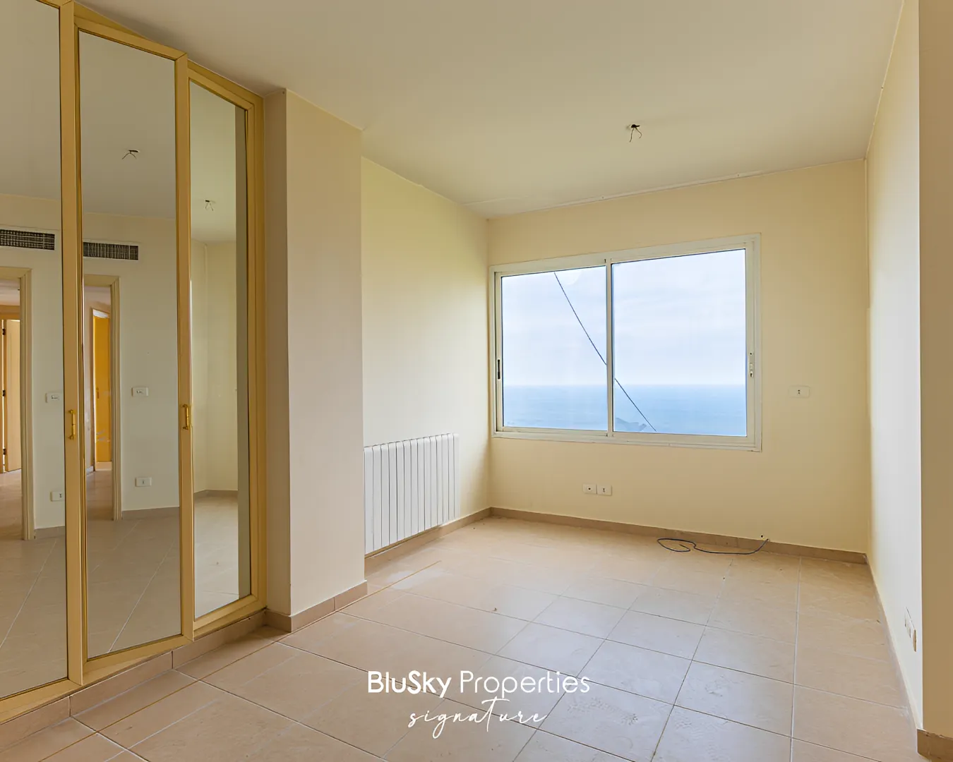 Apartment for sale in Ain Saadeh