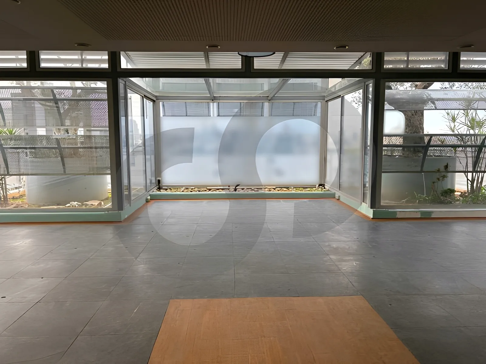 Commercial Property for Rent in Mkalles