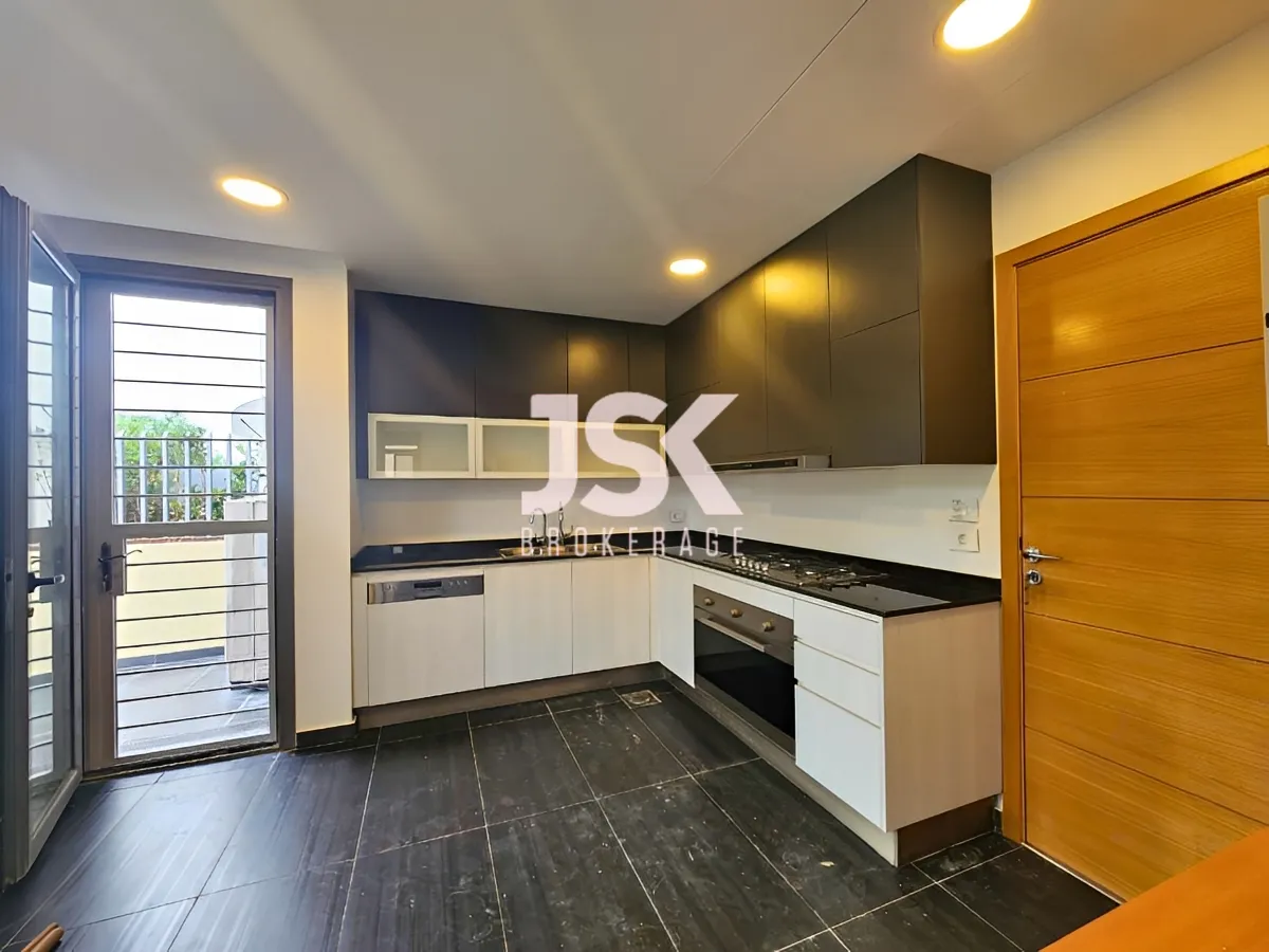 Triplex for Sale in Yarzeh, Lebanon