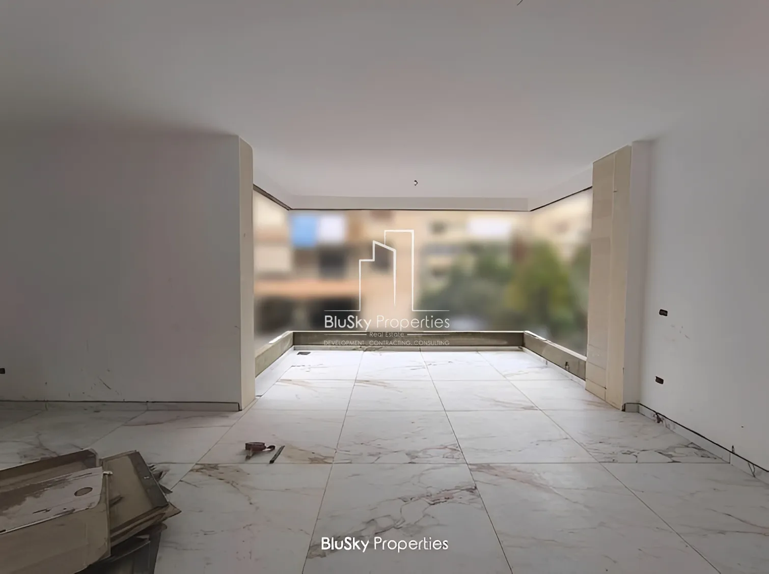 Apartment for Sale in Awkar - 4 bed, 4 bath