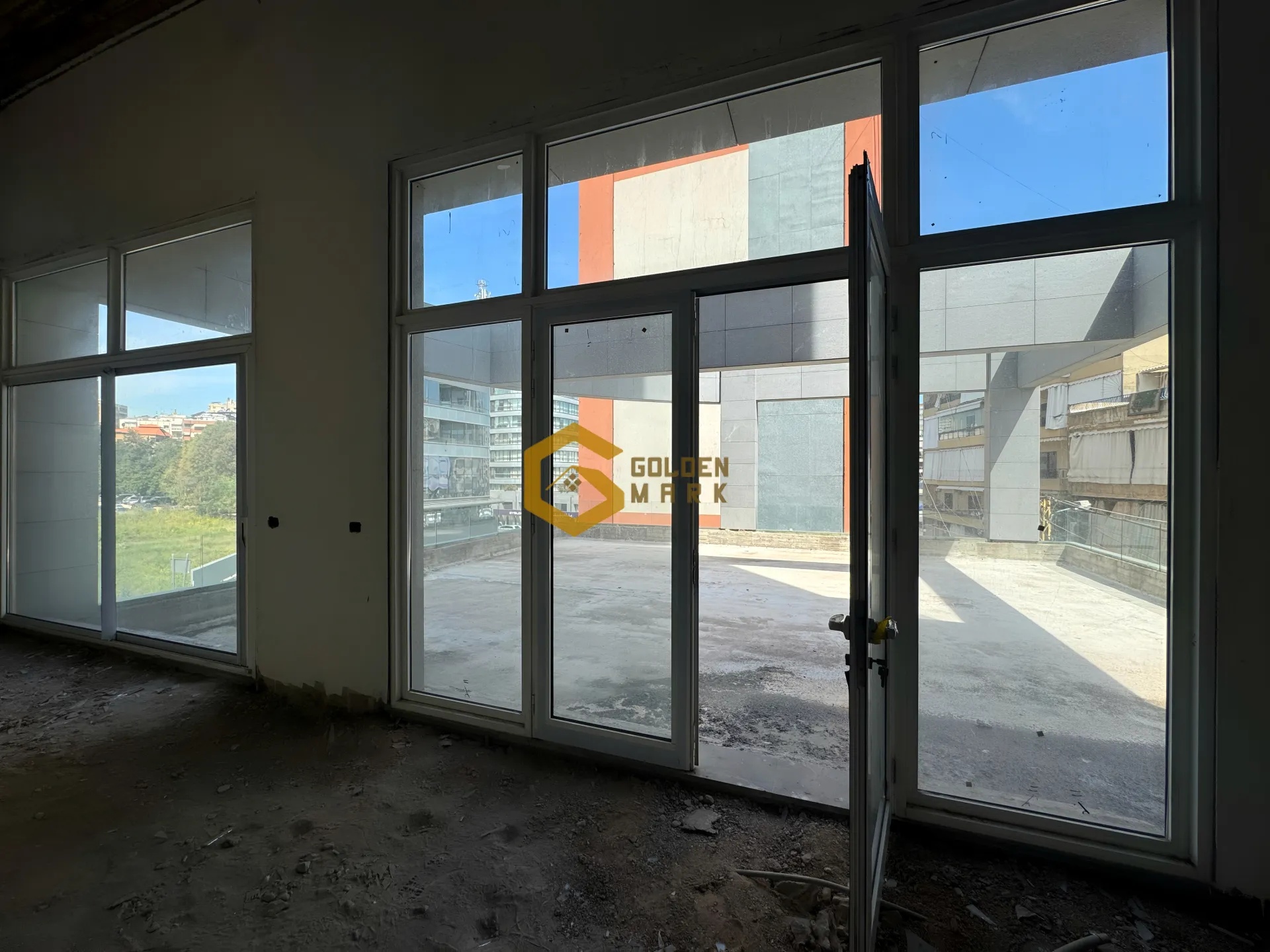 Showroom for Rent in Sin El Fil