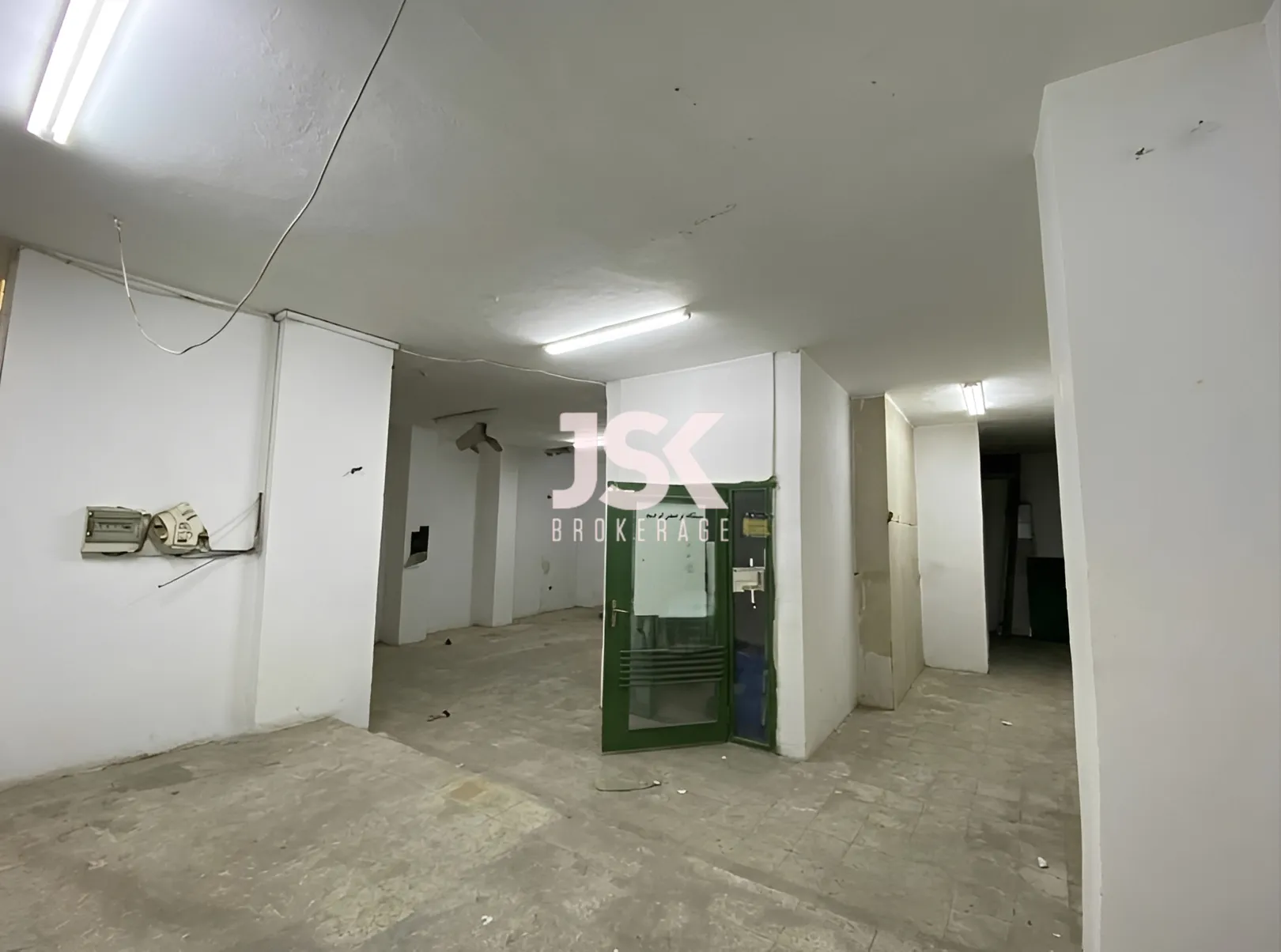 Warehouse for Sale in Verdun