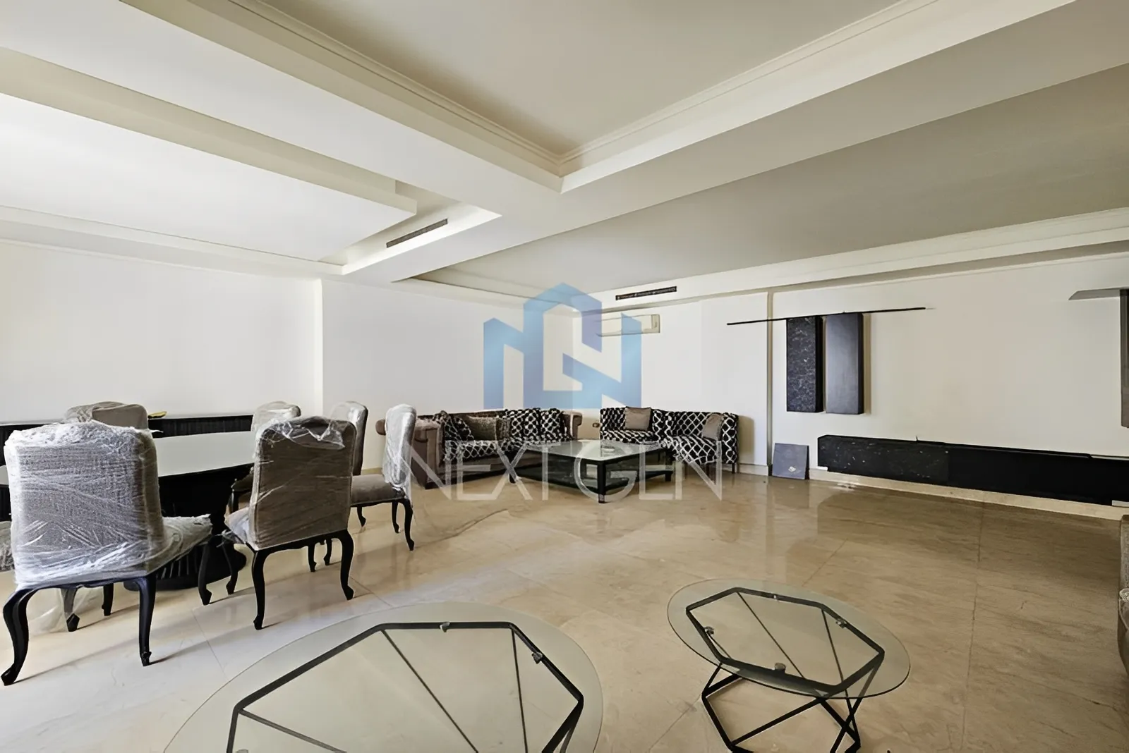 Apartment for Sale in Ain Al Mraiseh - 3 bed, 4 bath