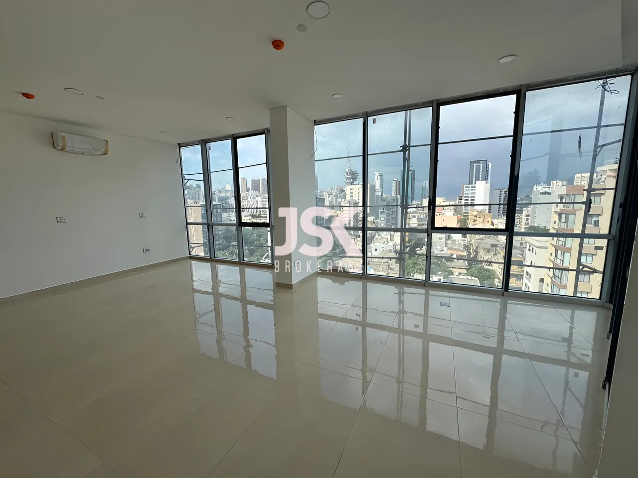 Office for Rent in Adliyeh