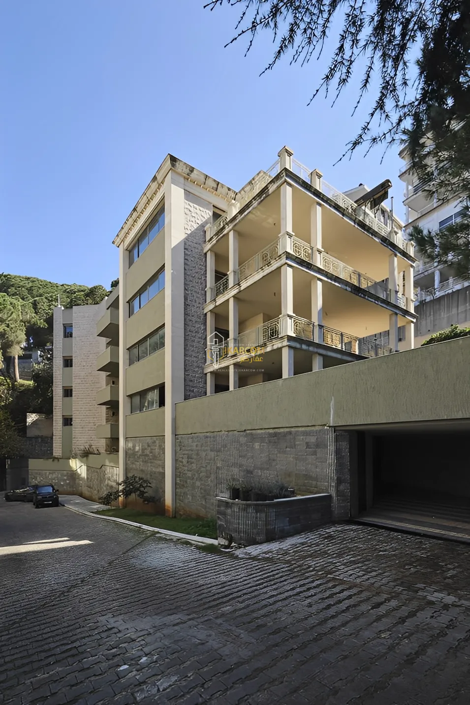 Building for Sale in Broummana, Lebanon