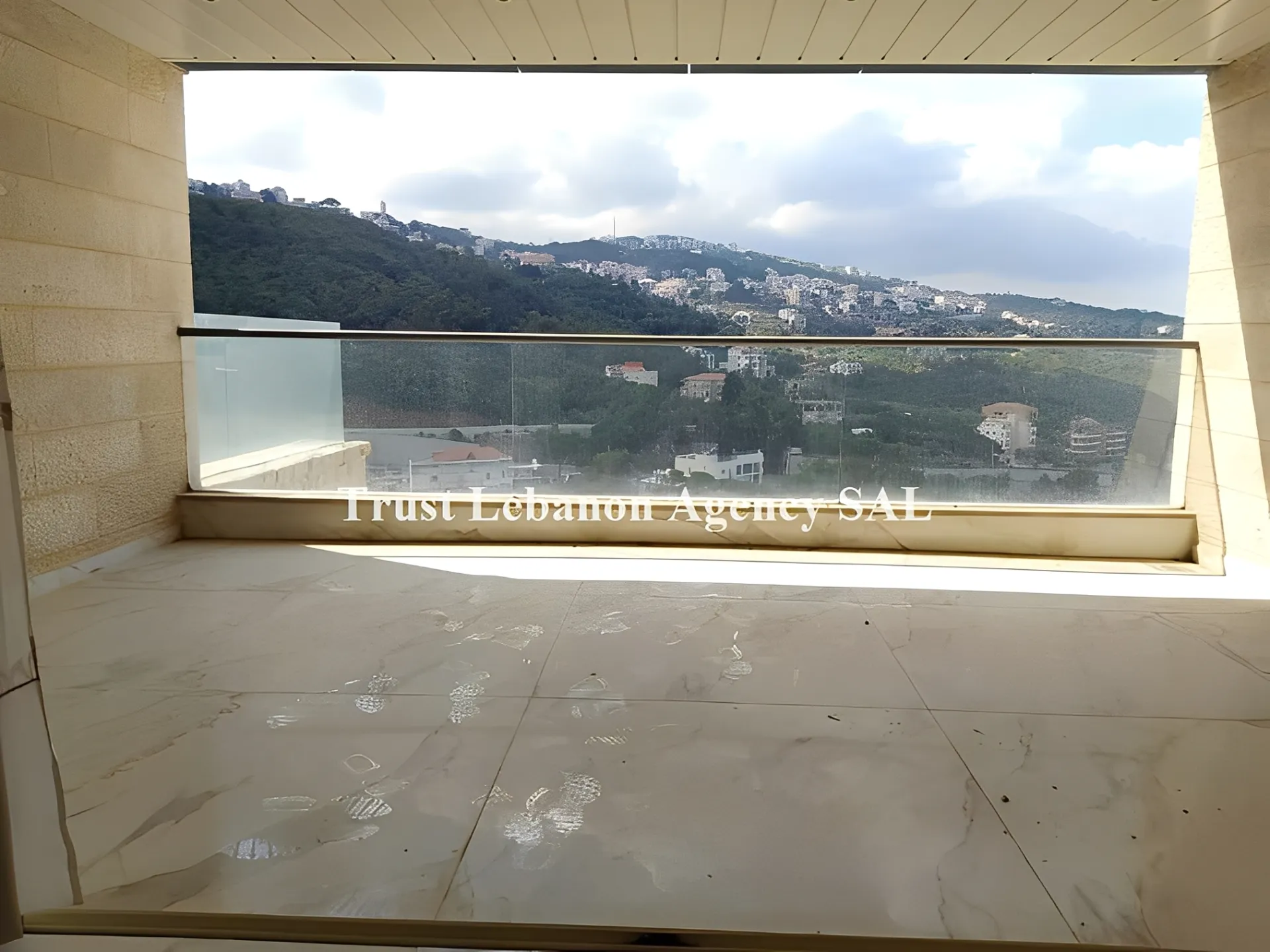 Apartment for Sale in Metn Kanabet Broumana Lebanon