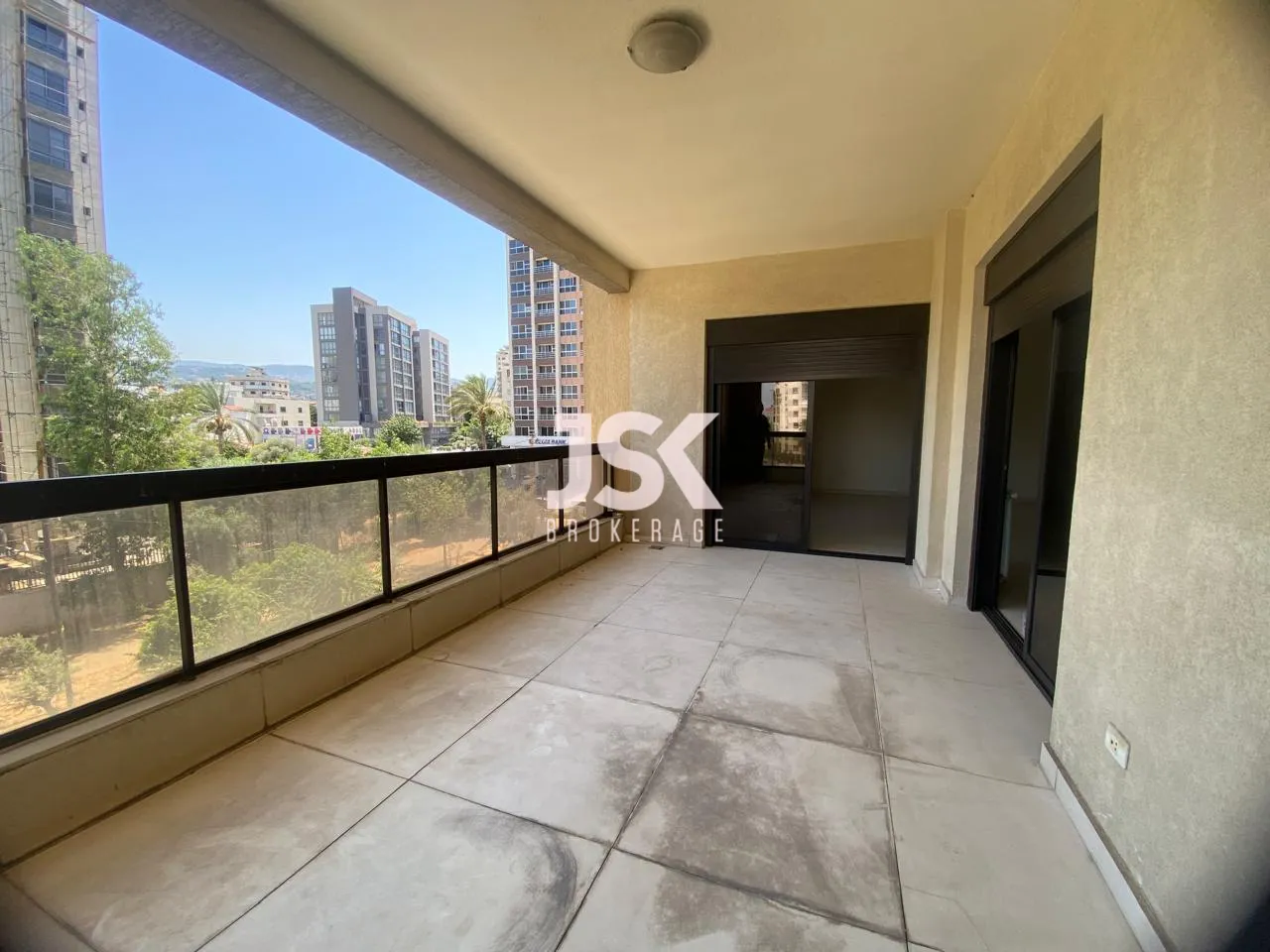 Apartment for Sale in Ain El Remmaneh