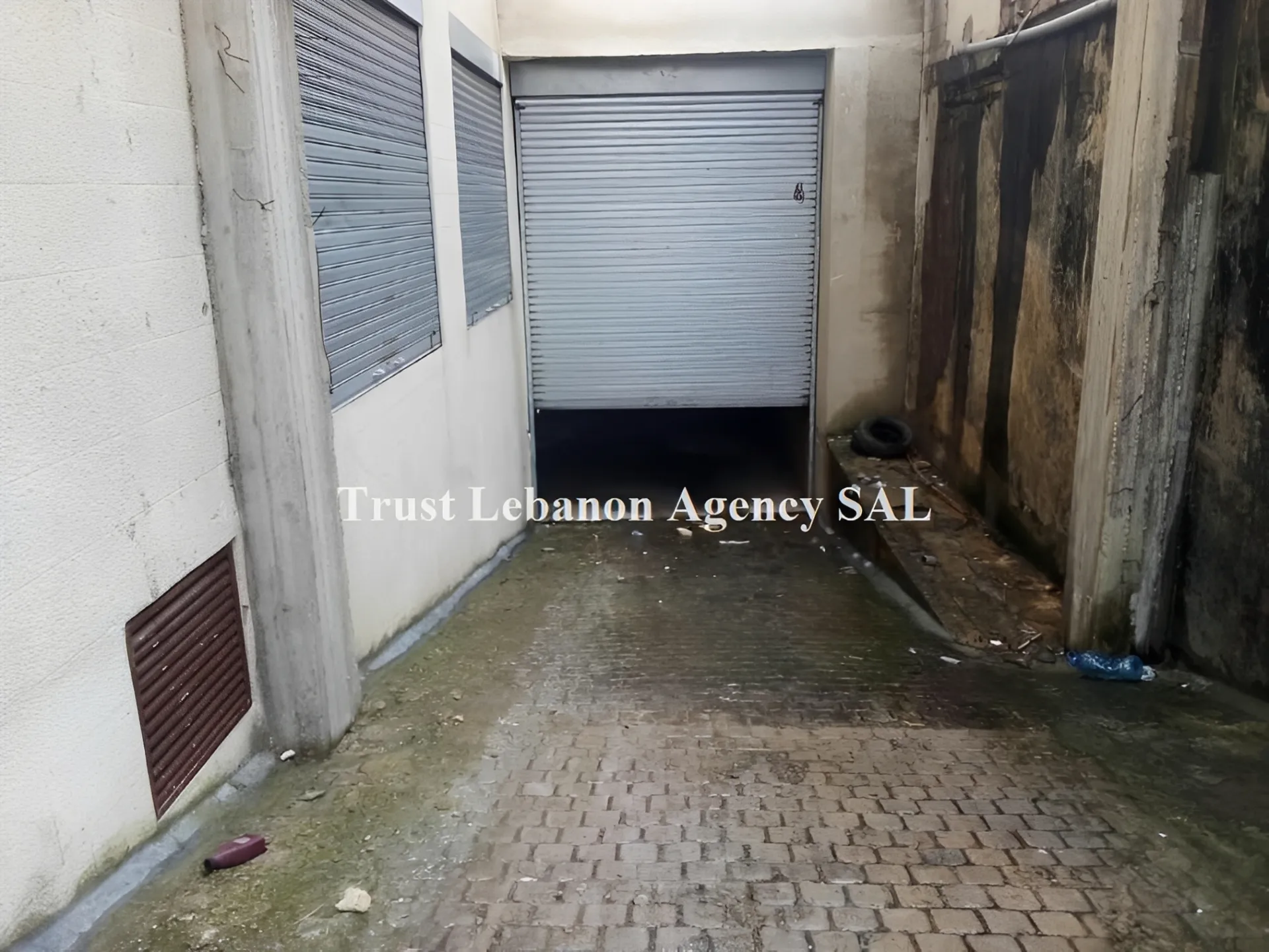 Warehouse for sale in Choueifat