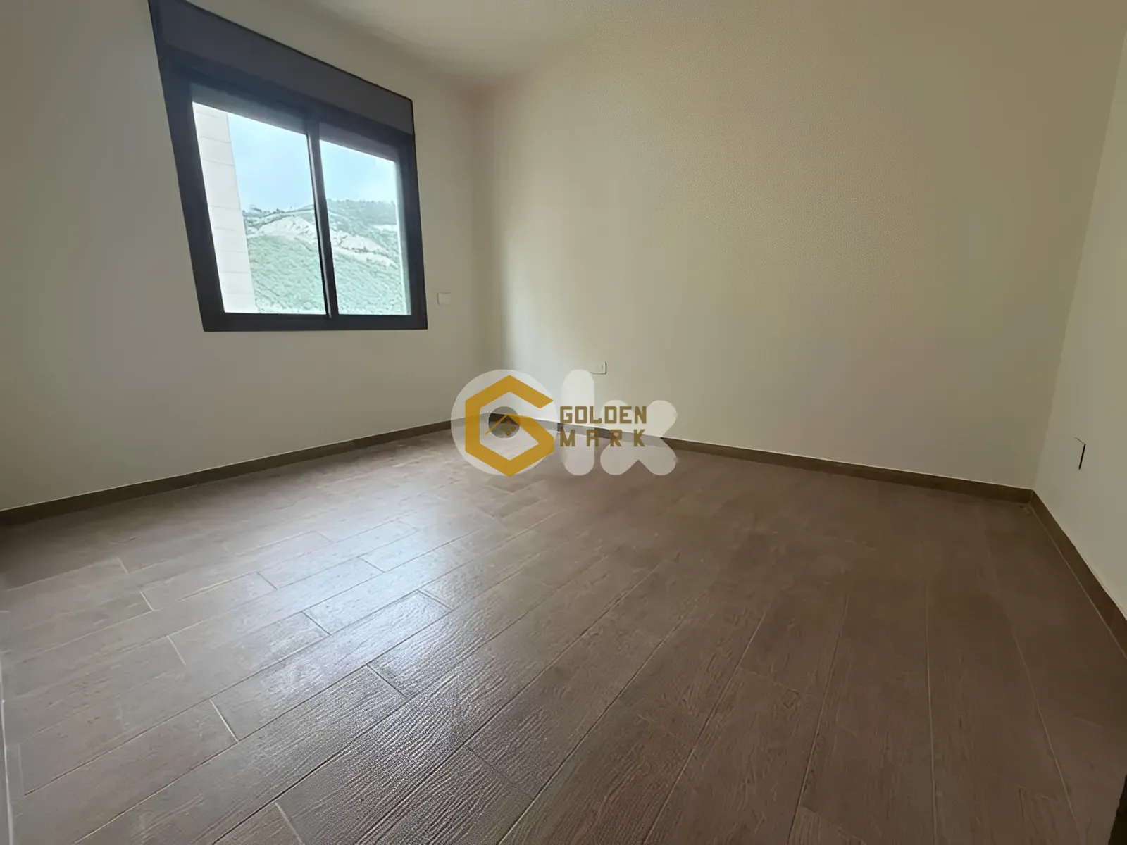 Apartment for Sale in Blat - 3 bed, 3 bath