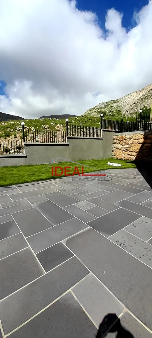 Chalet for sale in Kfardebian, Lebanon