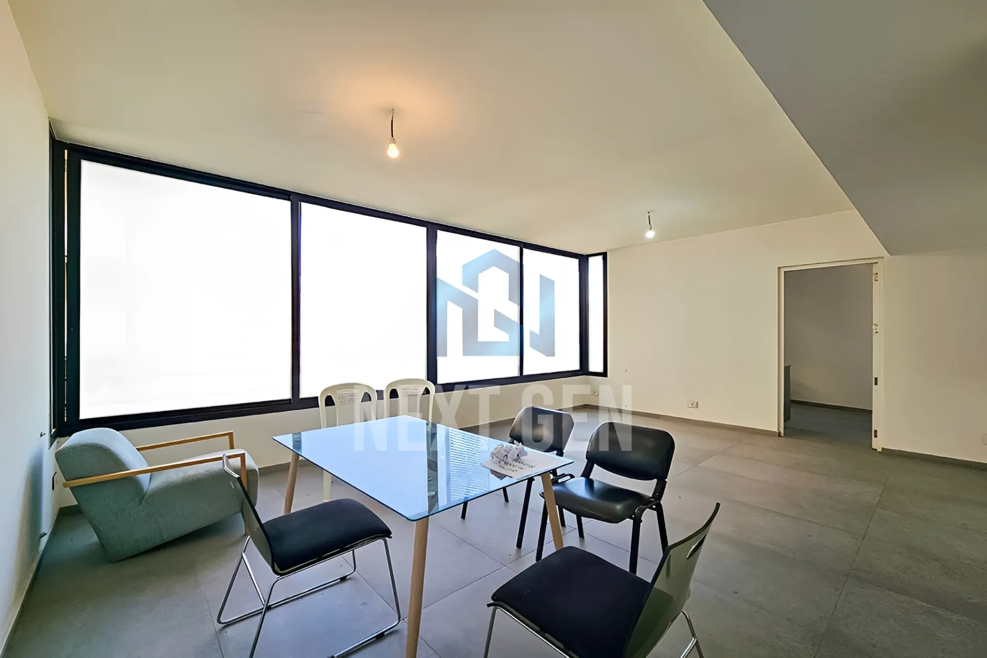 Apartment for sale in Achrafieh, Beirut, Lebanon - 3 bed, 3 bath