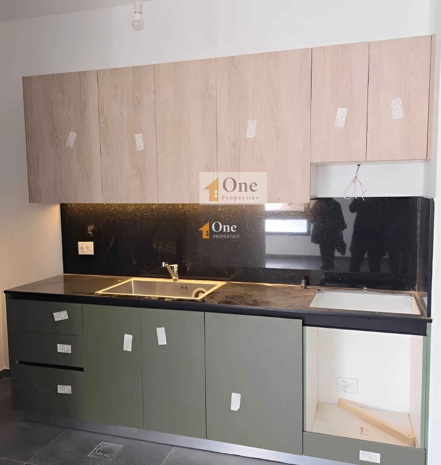 Chalet for sale in Laqlouq, Lebanon - 1 bed, 1 bath