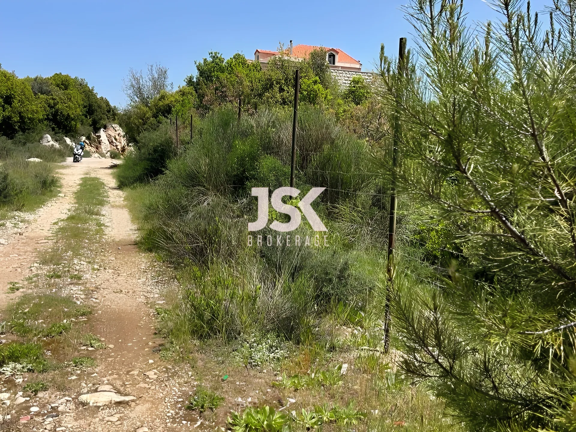 Land for Sale in Chahtoul