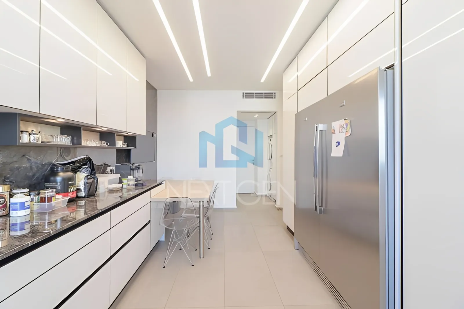 Apartment for Sale in Ain Al Tineh