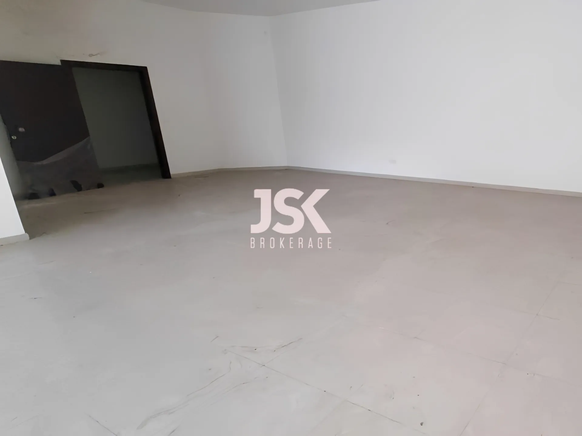 Office for Sale in Haret Sakher