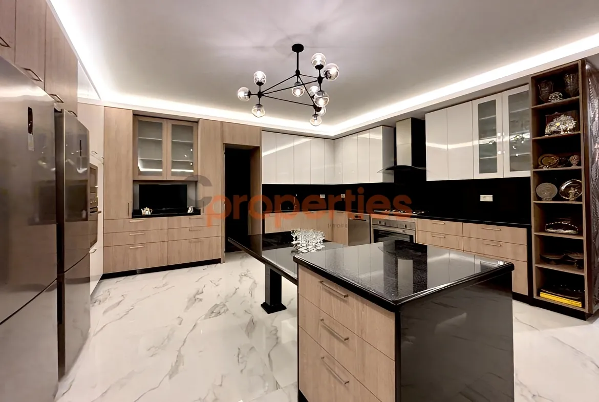 Apartment for Sale in Broummana - 3 bed, 5 bath