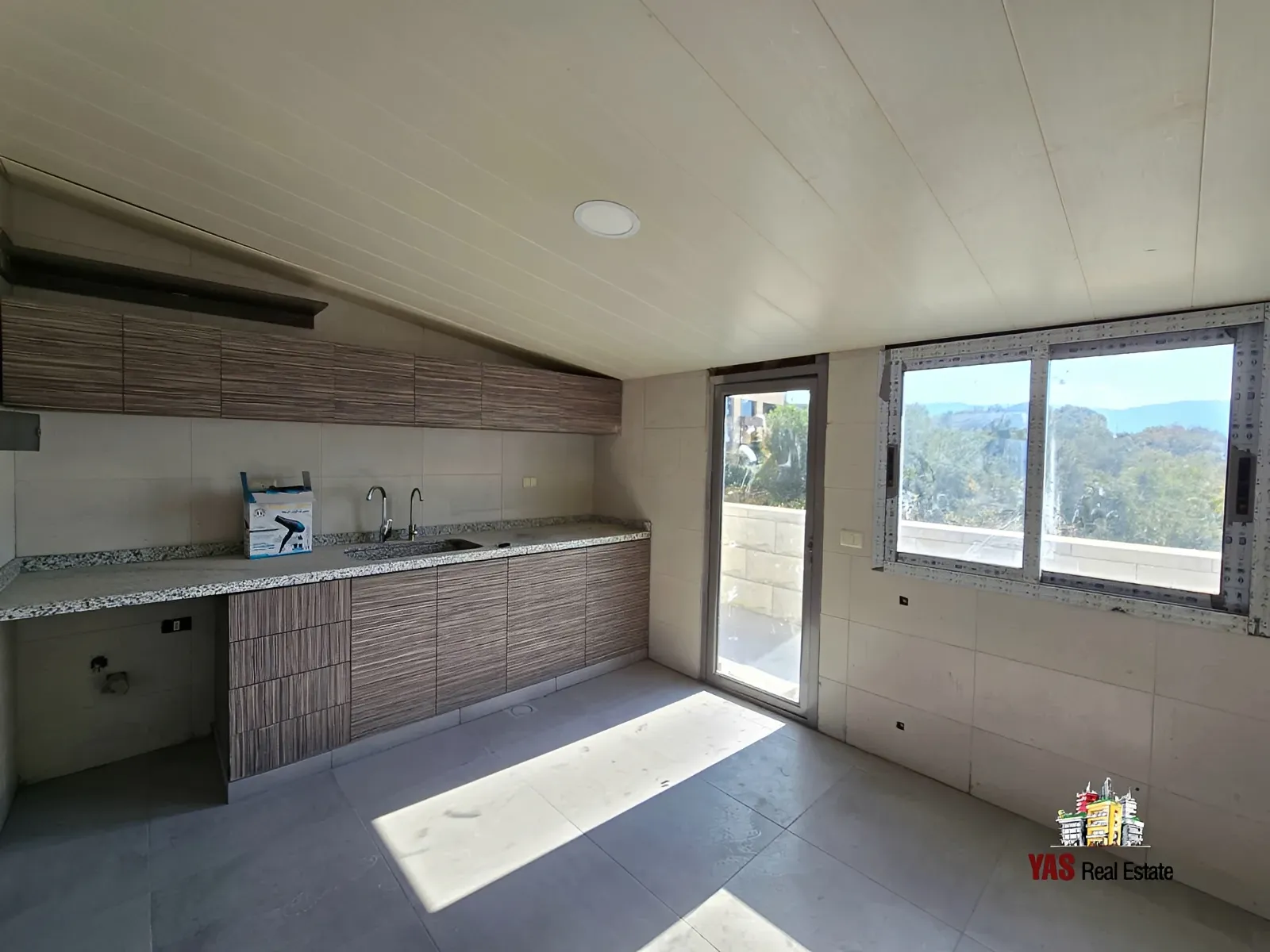 Apartment for Sale in Ajaltoun - 2 bed, 2 bath