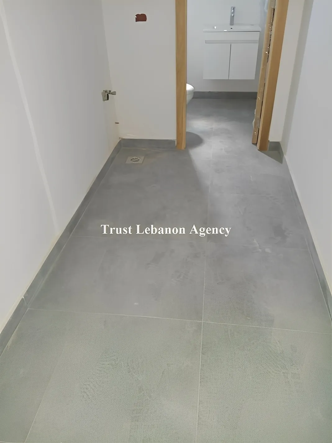 Office For Rent in Metn, Mansourieh